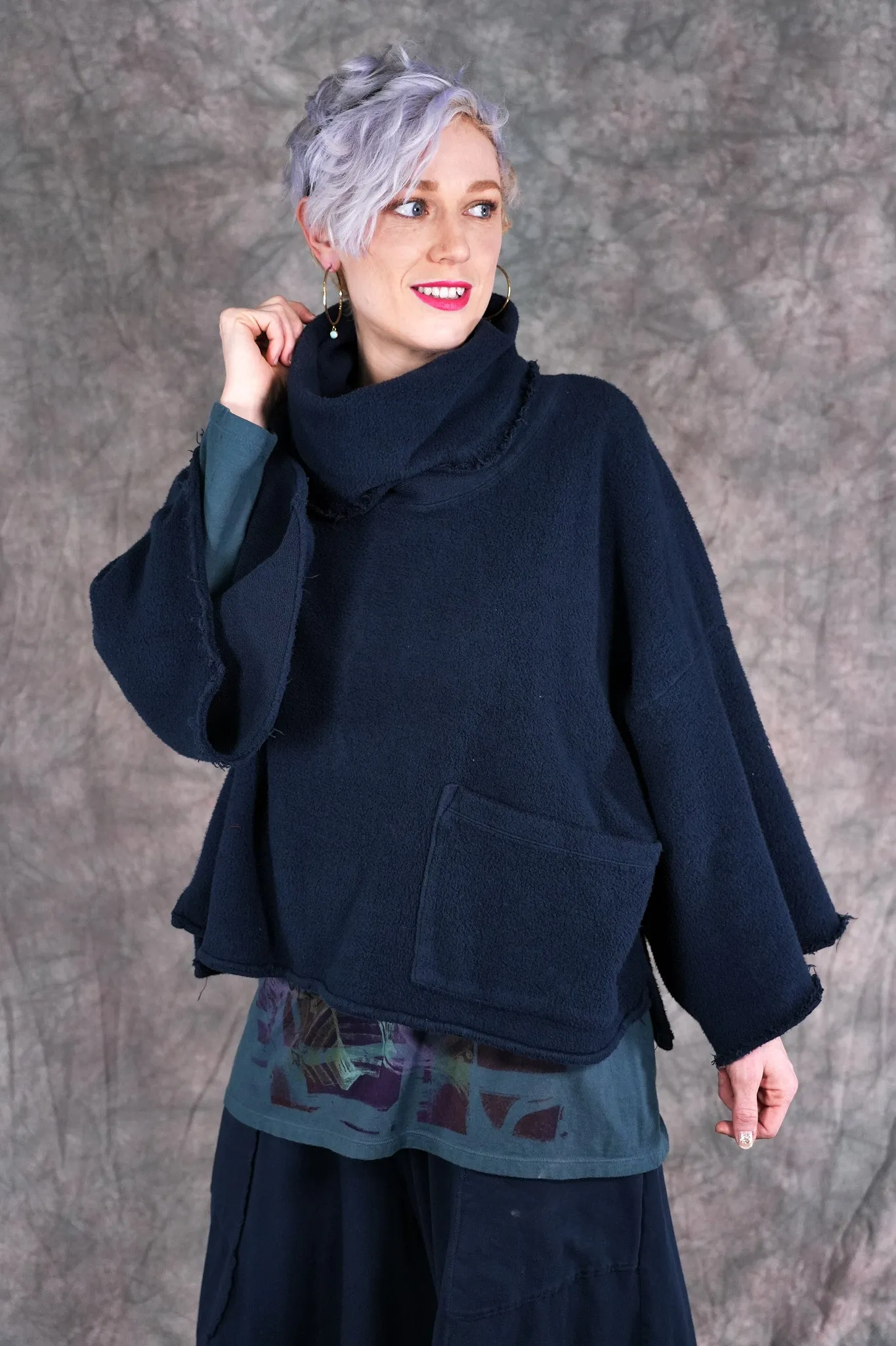 1589 Crop Sherpa Cowl Atlantic