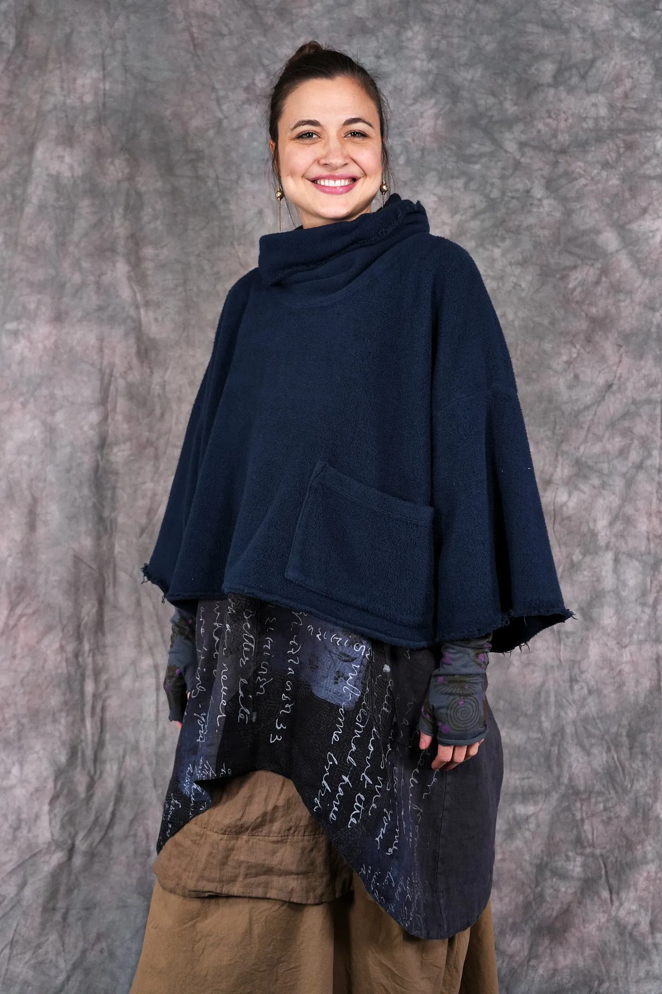 1589 Crop Sherpa Cowl Atlantic