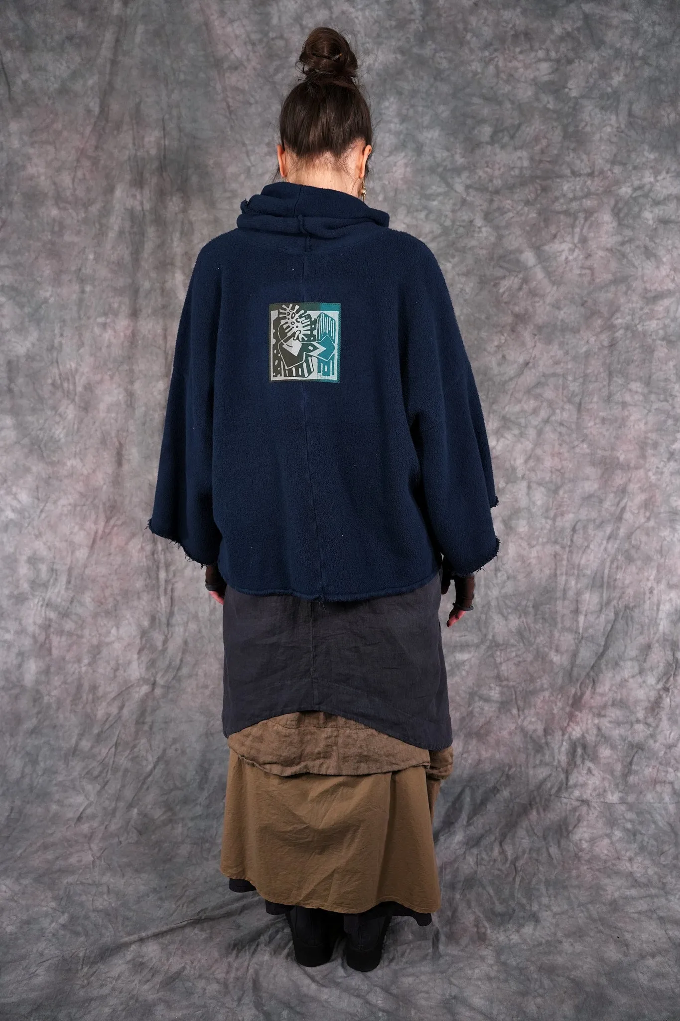1589 Crop Sherpa Cowl Atlantic