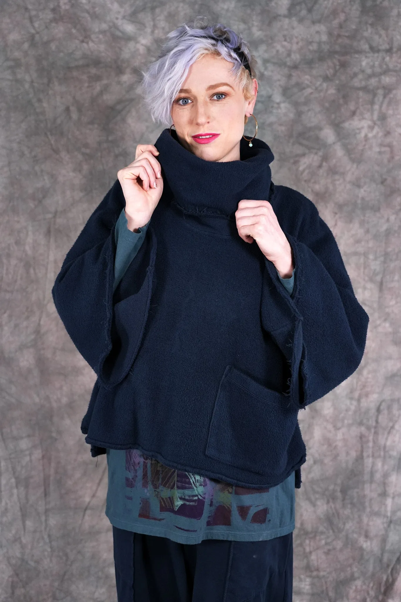 1589 Crop Sherpa Cowl Atlantic