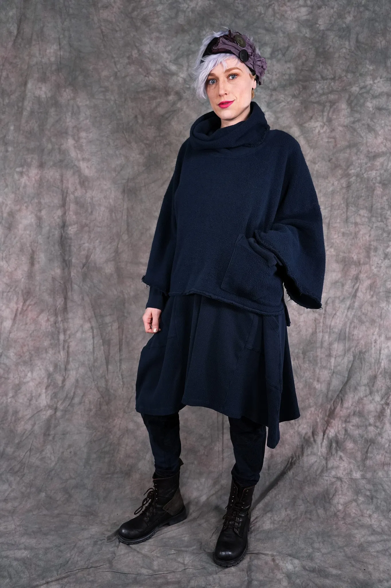 1589 Crop Sherpa Cowl Atlantic