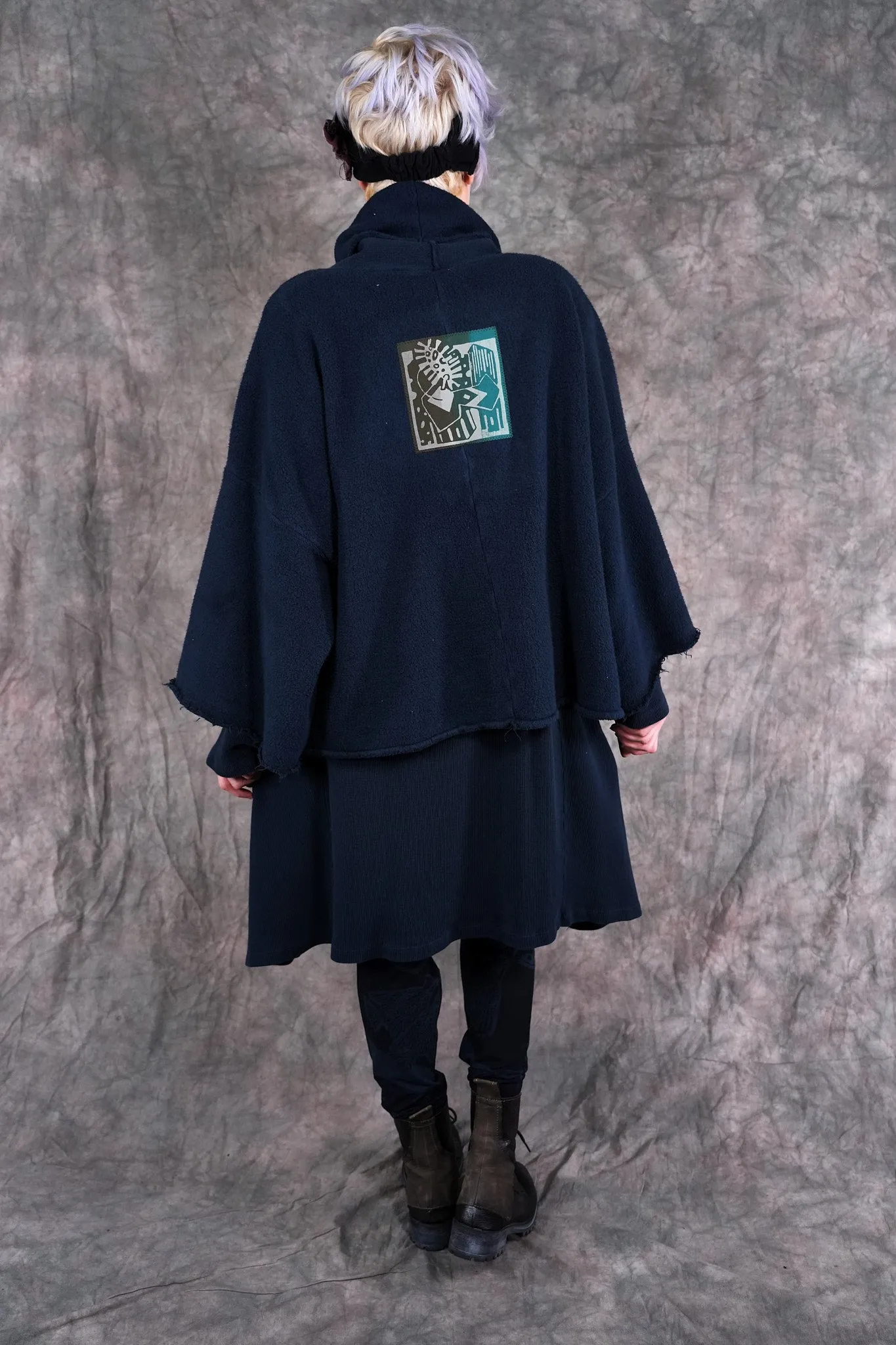 1589 Crop Sherpa Cowl Atlantic