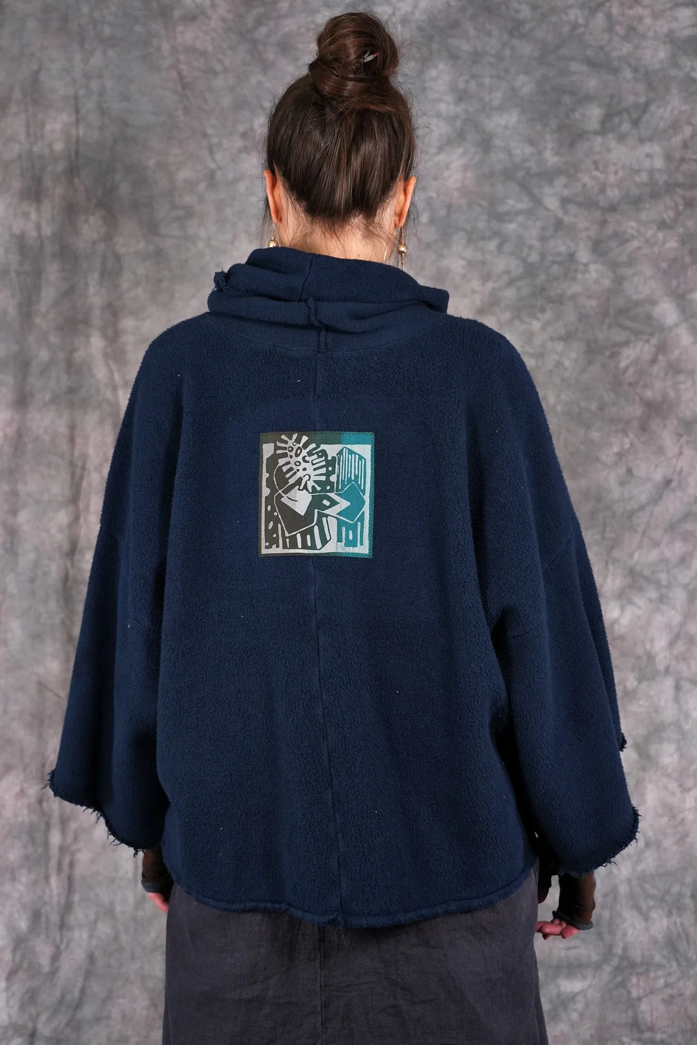 1589 Crop Sherpa Cowl Atlantic