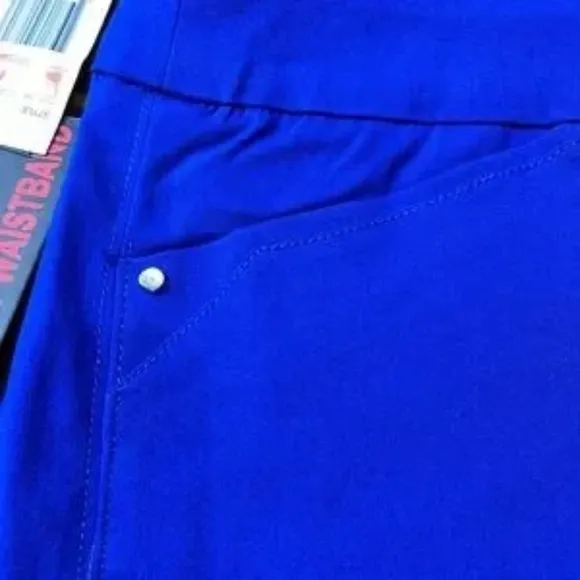3 pairs size 22 shorts. 1 Lee rider Bermuda, 1 briggs french blue; 1 Napa Valley