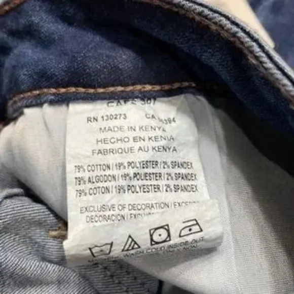 3 pairs size 22 shorts. 1 Lee rider Bermuda, 1 briggs french blue; 1 Napa Valley