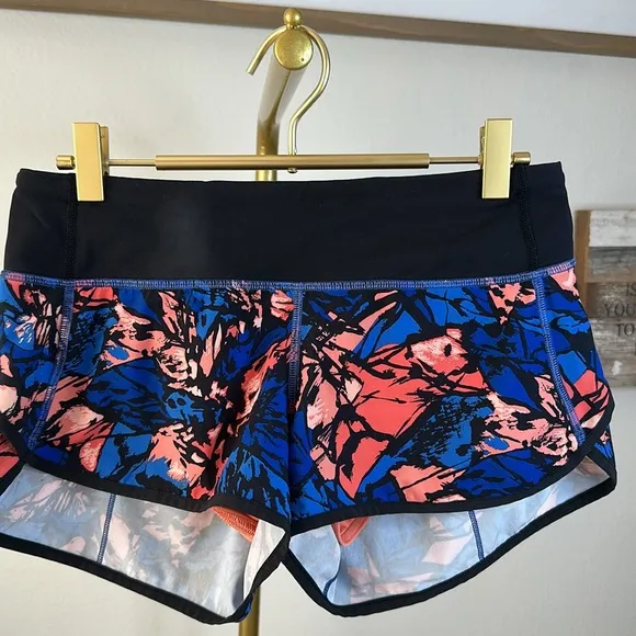 89. Lululemon Speed ShortPaint Storm Harbor Blue Multi / Black
