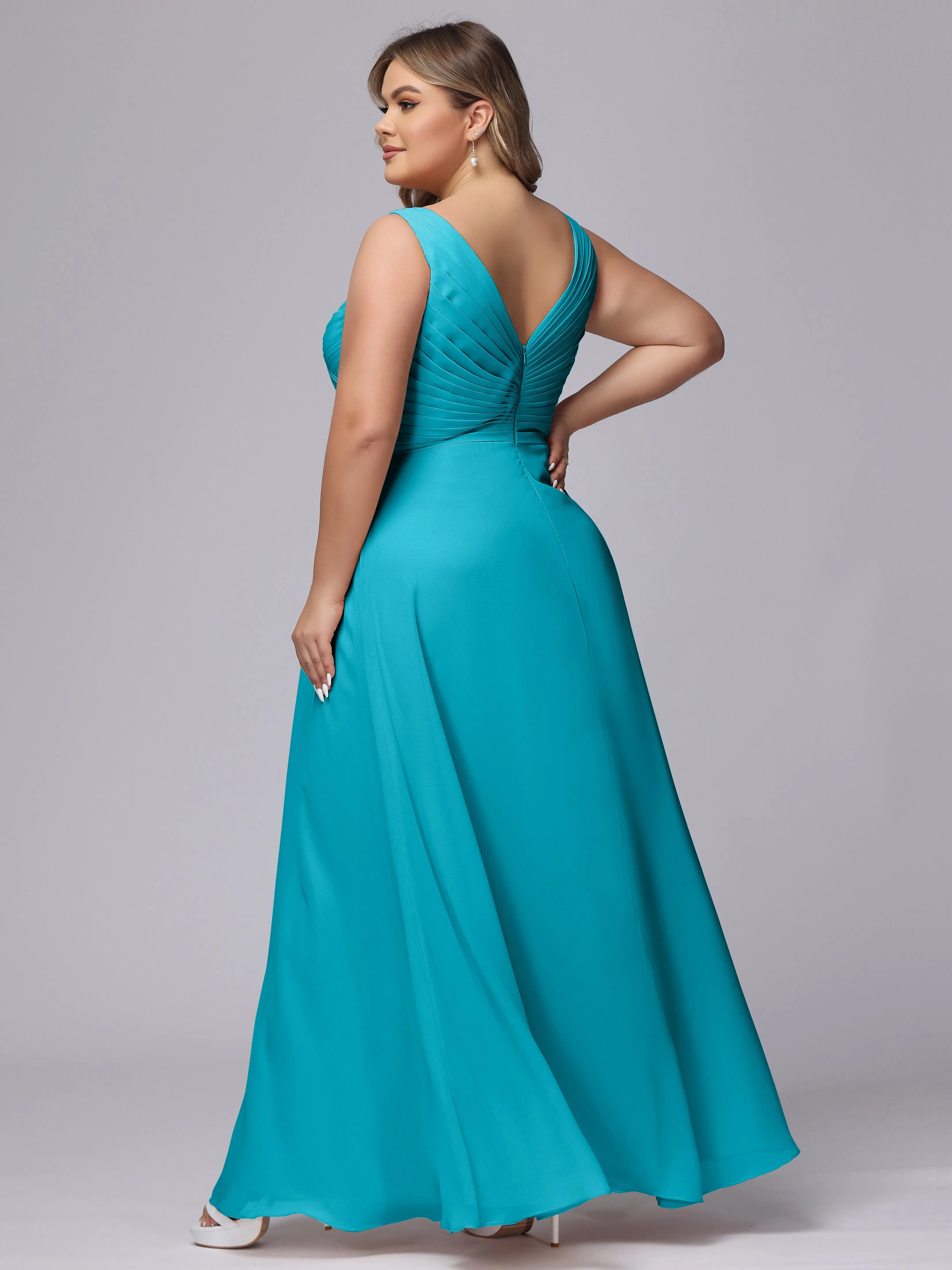 A-line Sleeveless V-back Chiffon Plus Size Bridesmaid Dress