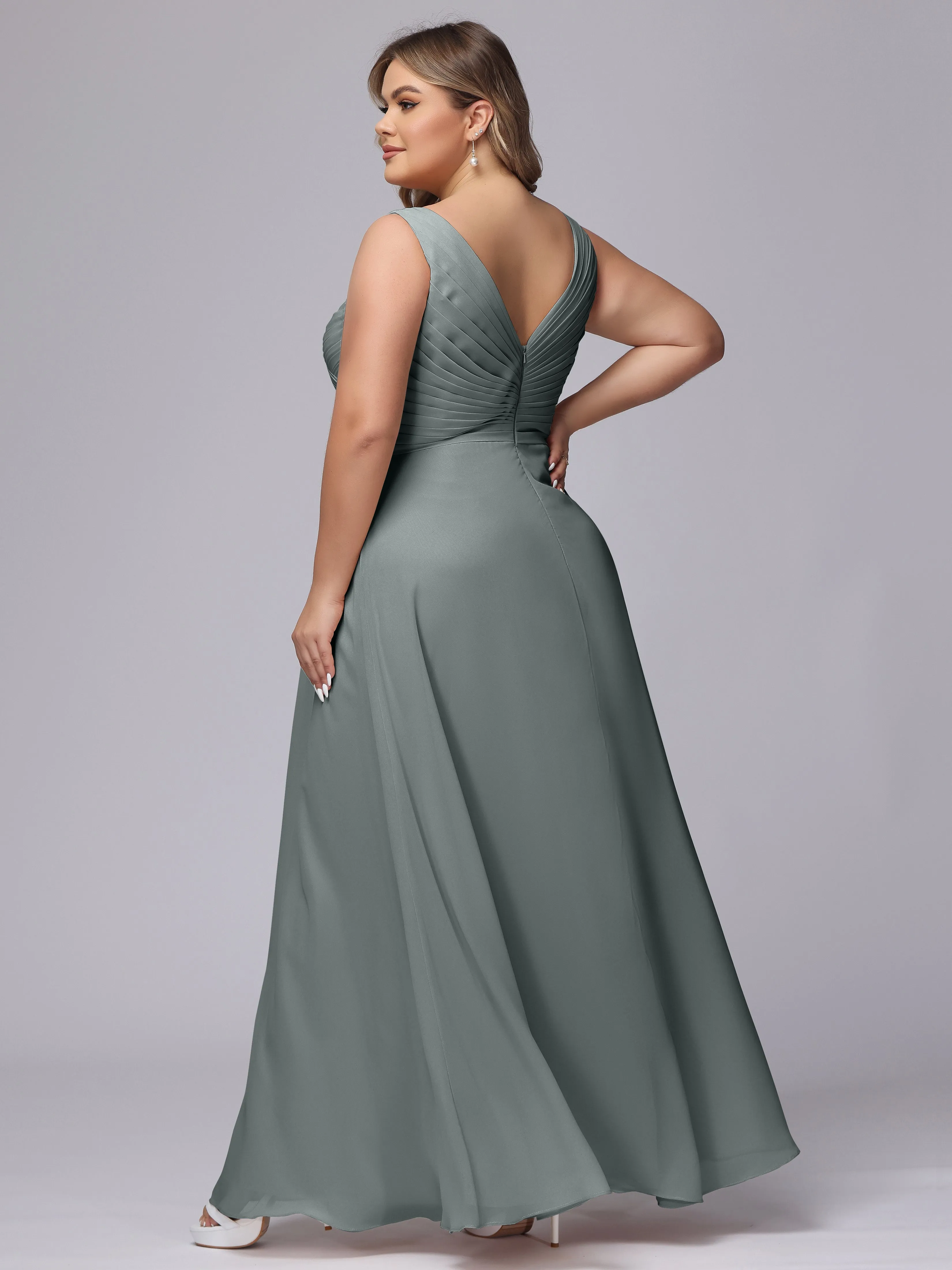 A-line Sleeveless V-back Chiffon Plus Size Bridesmaid Dress