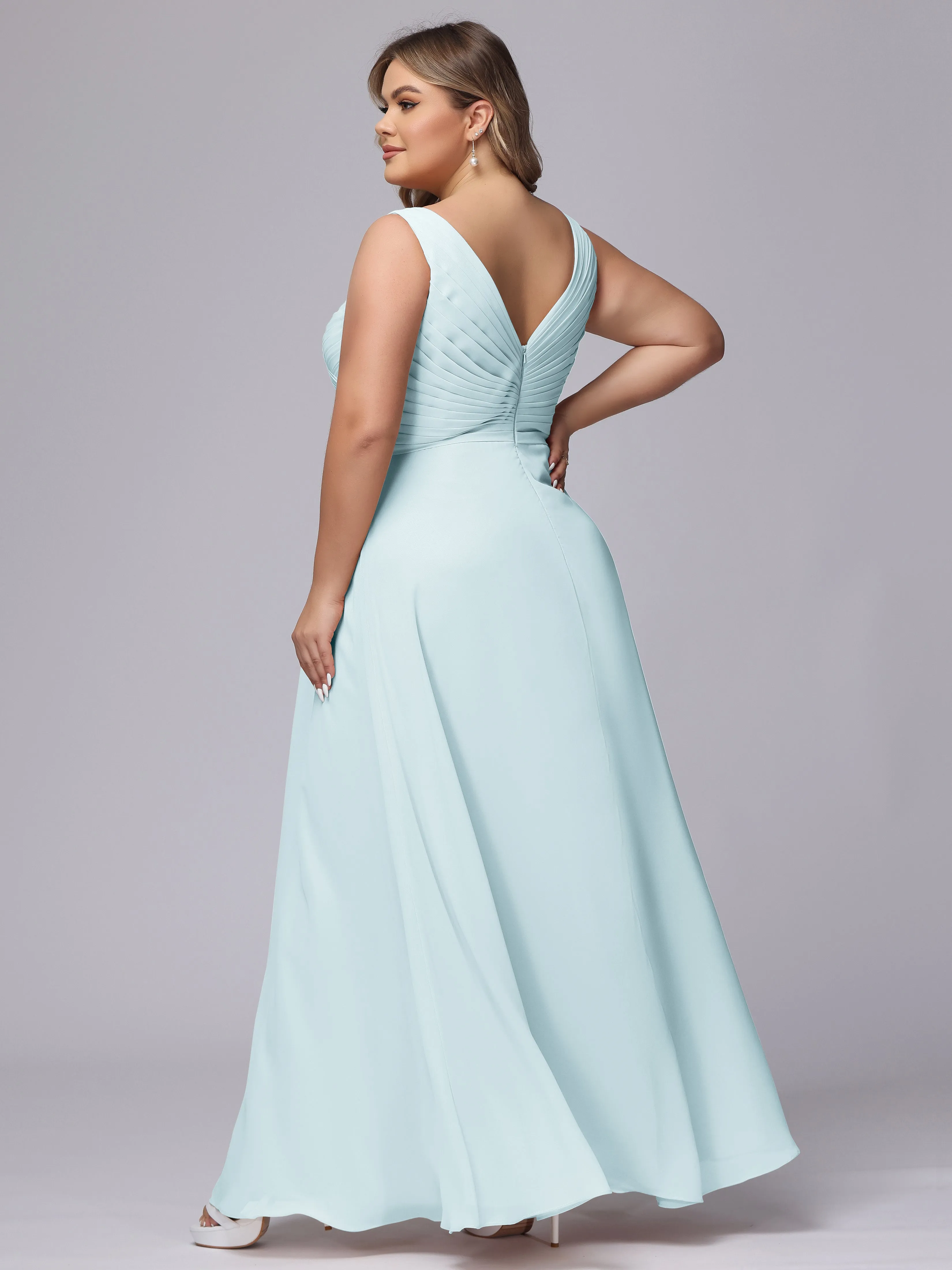 A-line Sleeveless V-back Chiffon Plus Size Bridesmaid Dress