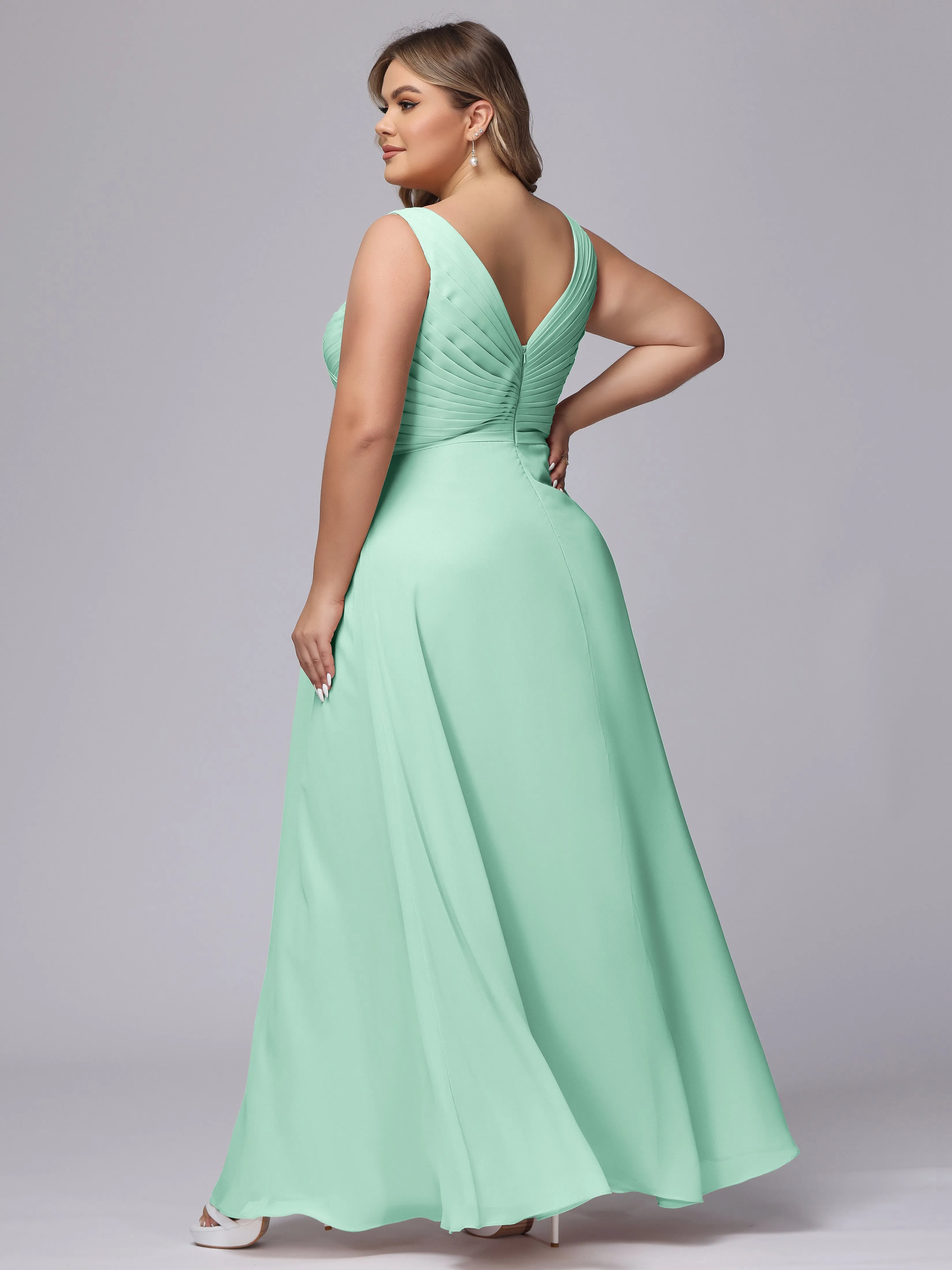A-line Sleeveless V-back Chiffon Plus Size Bridesmaid Dress