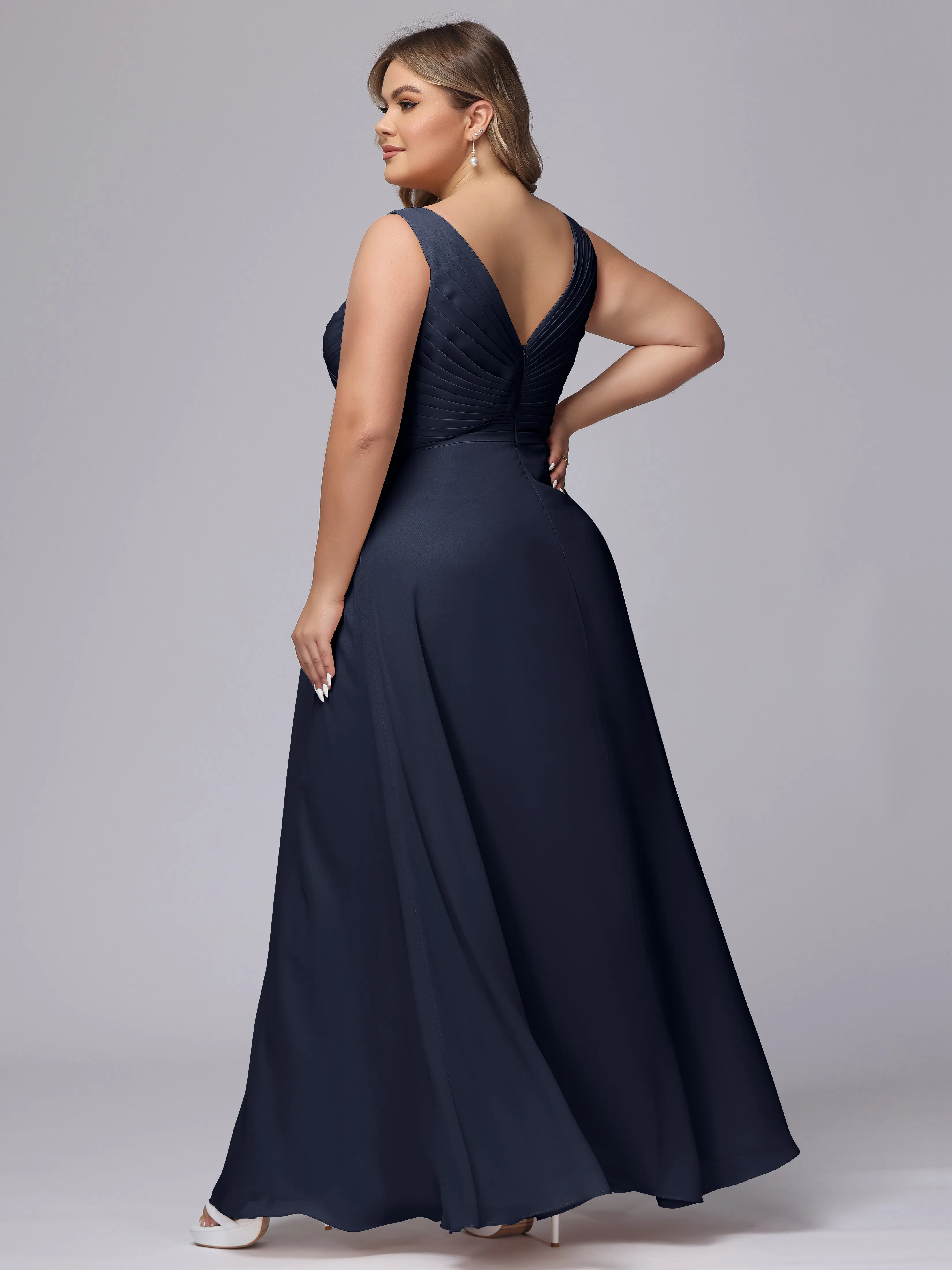 A-line Sleeveless V-back Chiffon Plus Size Bridesmaid Dress