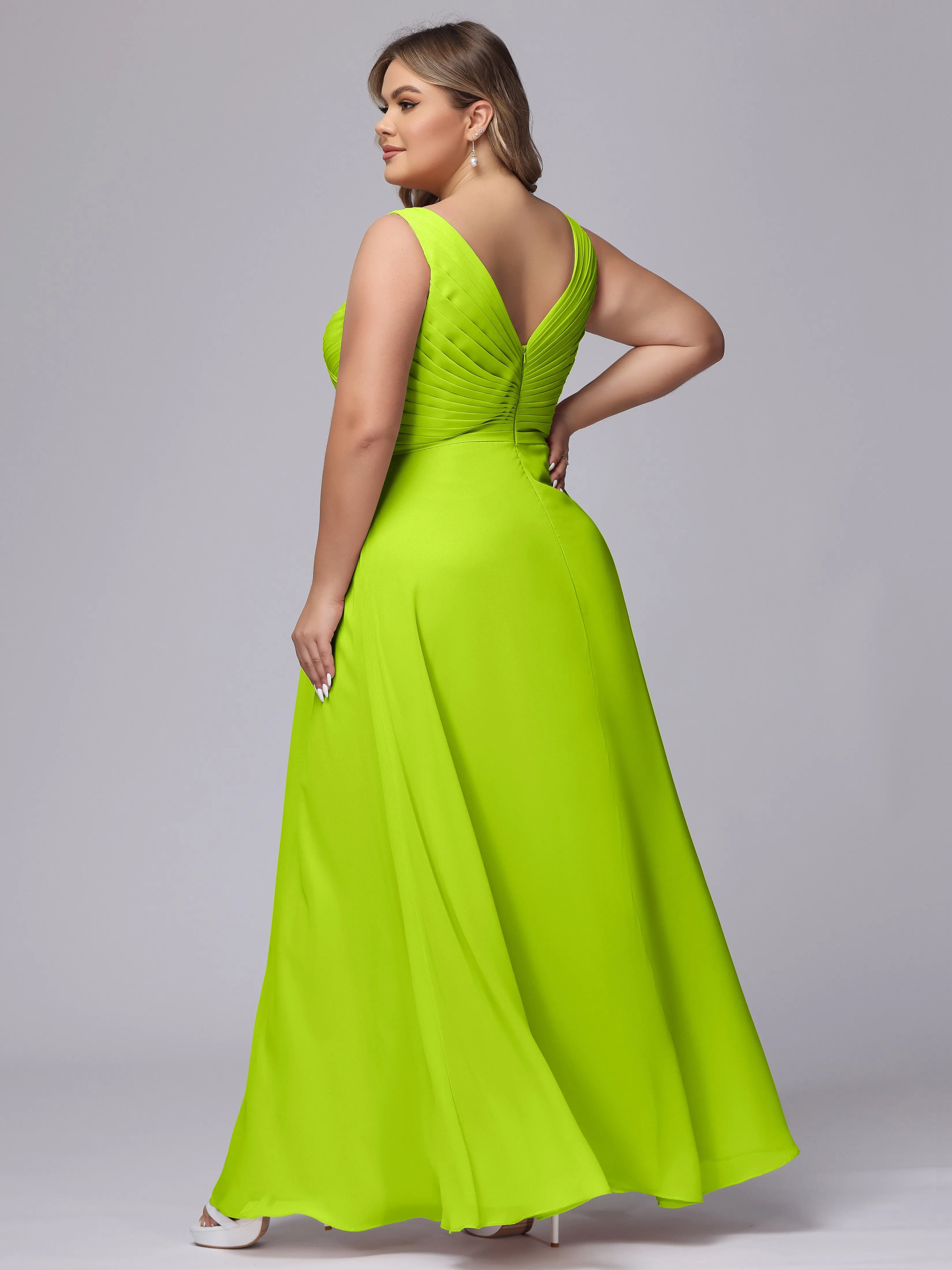 A-line Sleeveless V-back Chiffon Plus Size Bridesmaid Dress