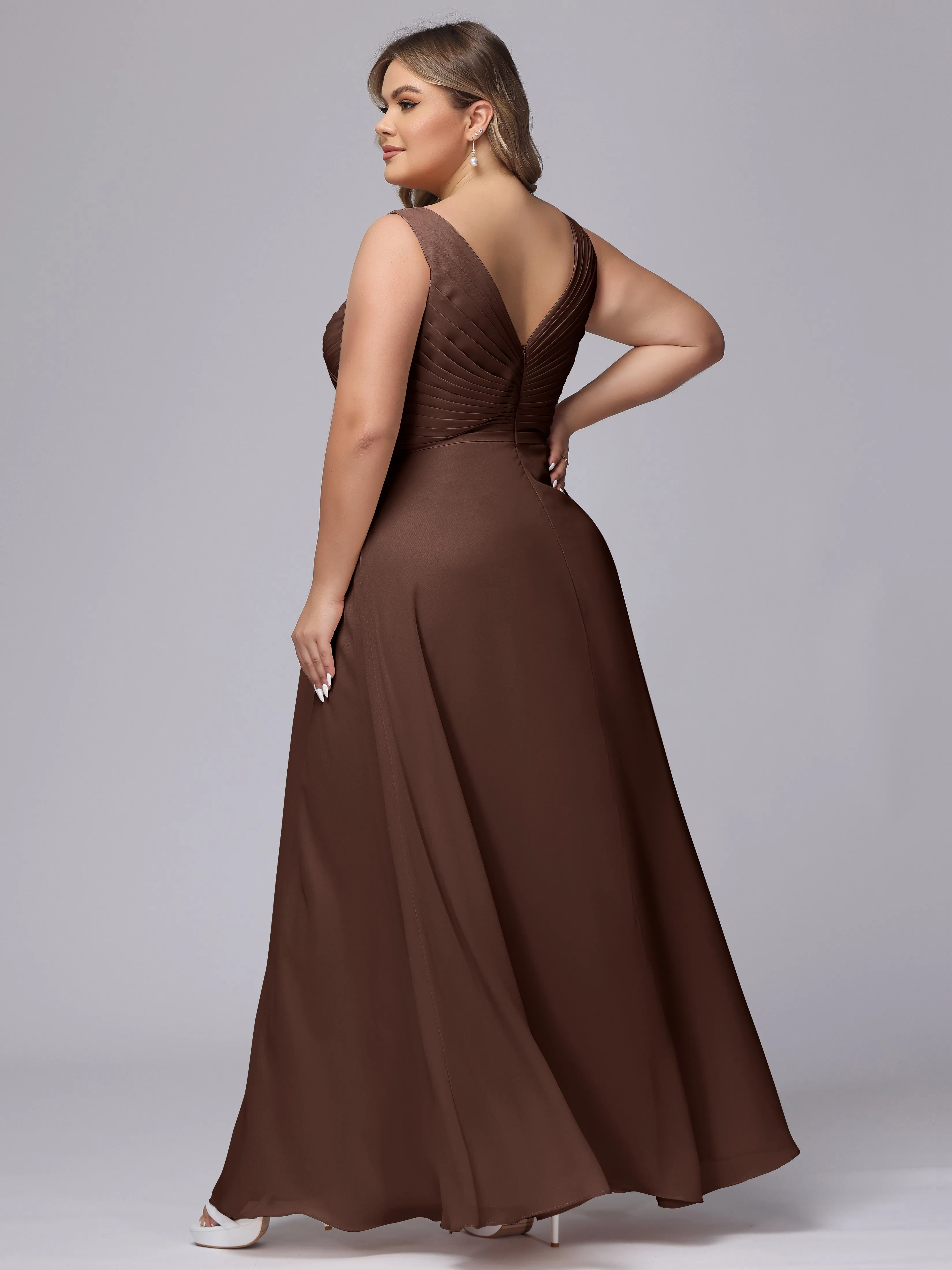 A-line Sleeveless V-back Chiffon Plus Size Bridesmaid Dress