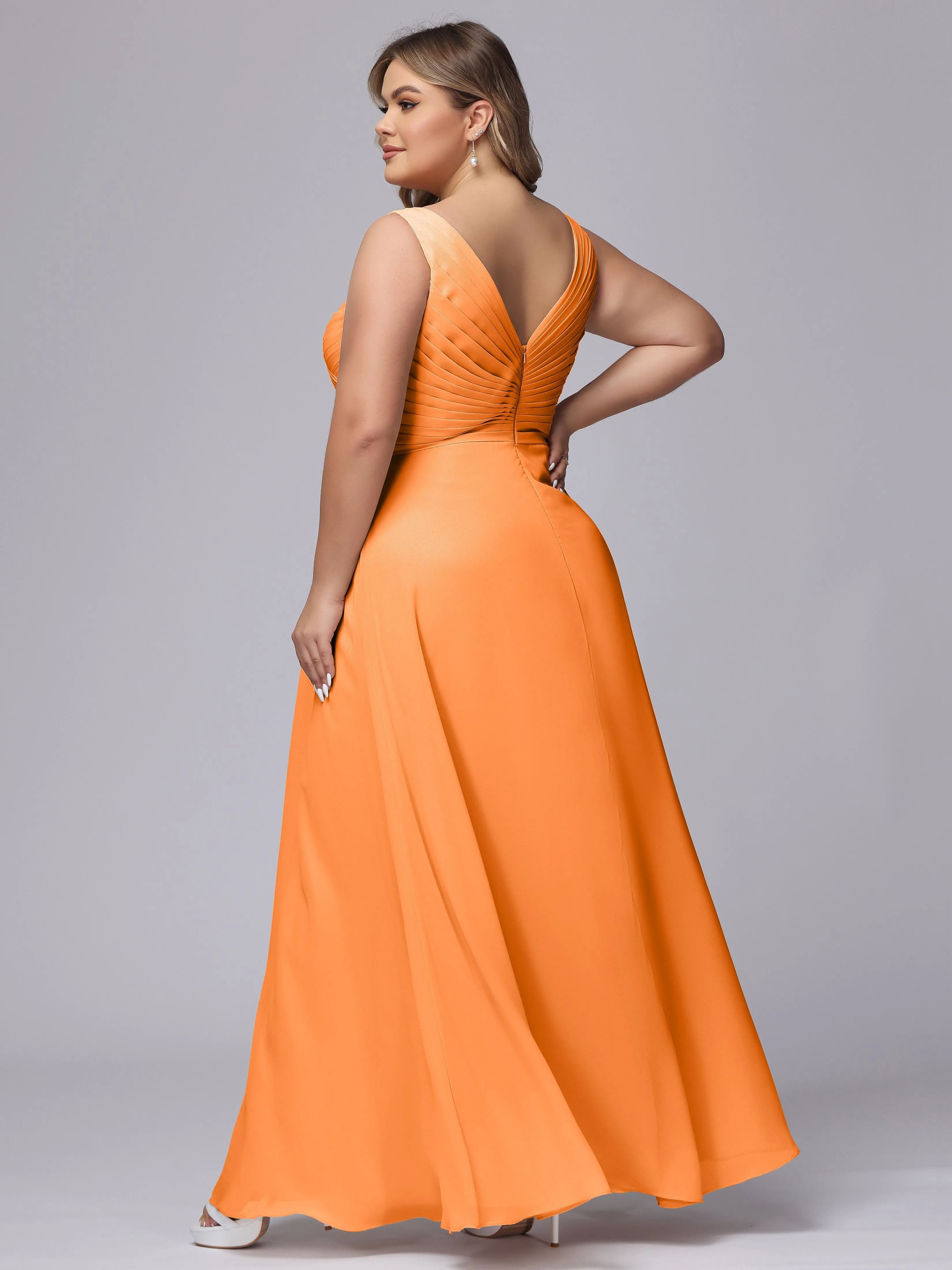 A-line Sleeveless V-back Chiffon Plus Size Bridesmaid Dress