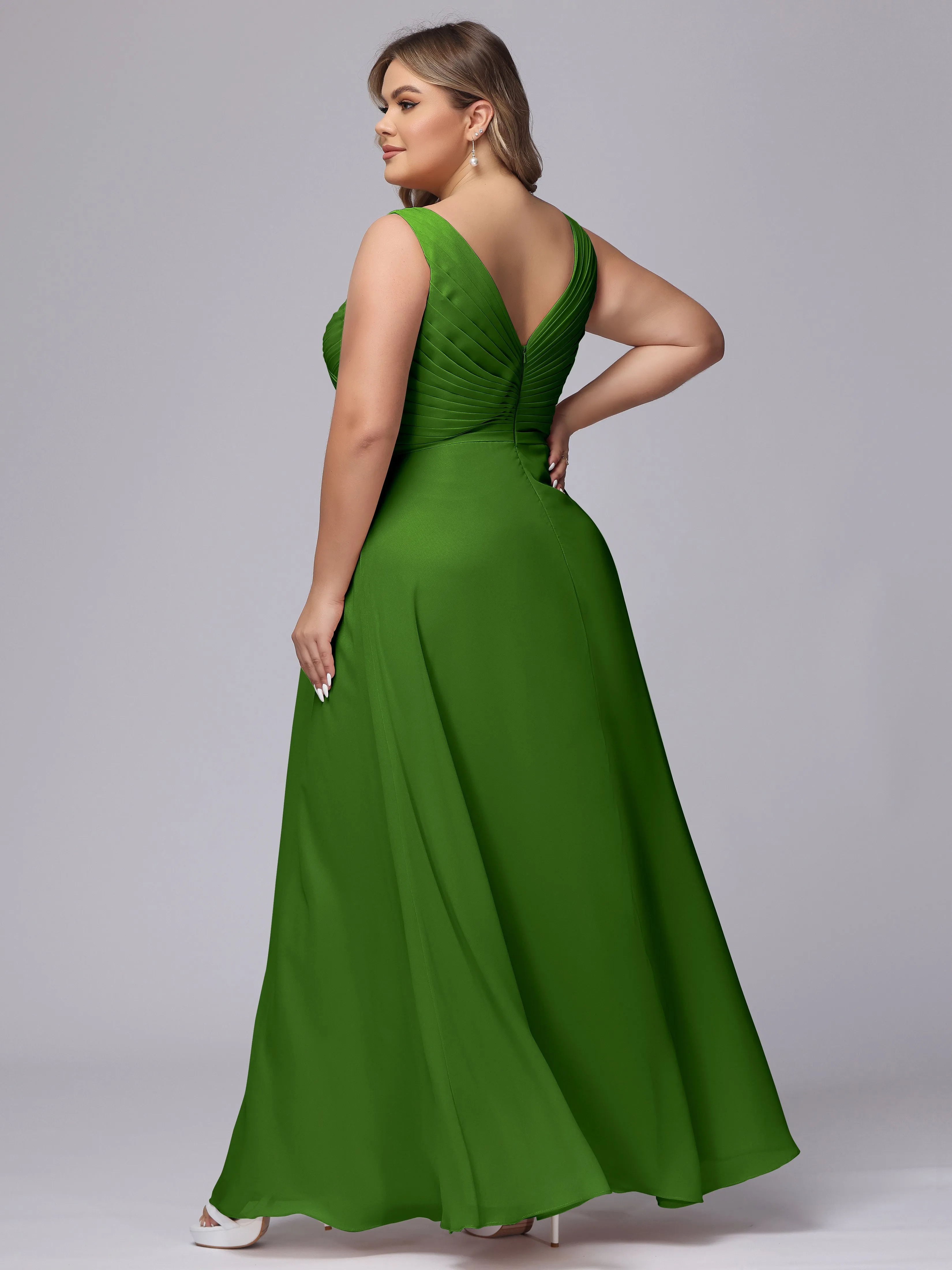 A-line Sleeveless V-back Chiffon Plus Size Bridesmaid Dress