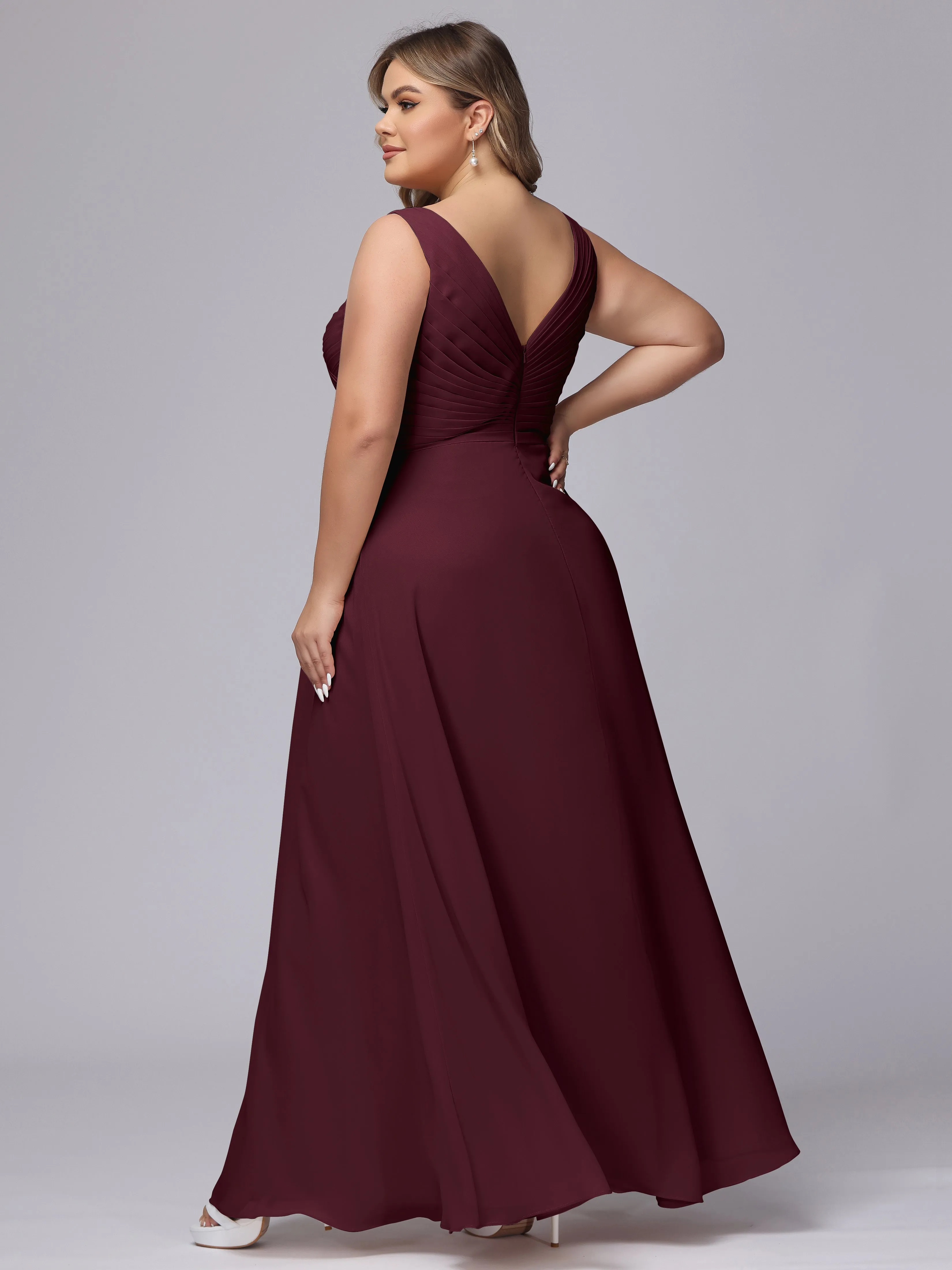 A-line Sleeveless V-back Chiffon Plus Size Bridesmaid Dress
