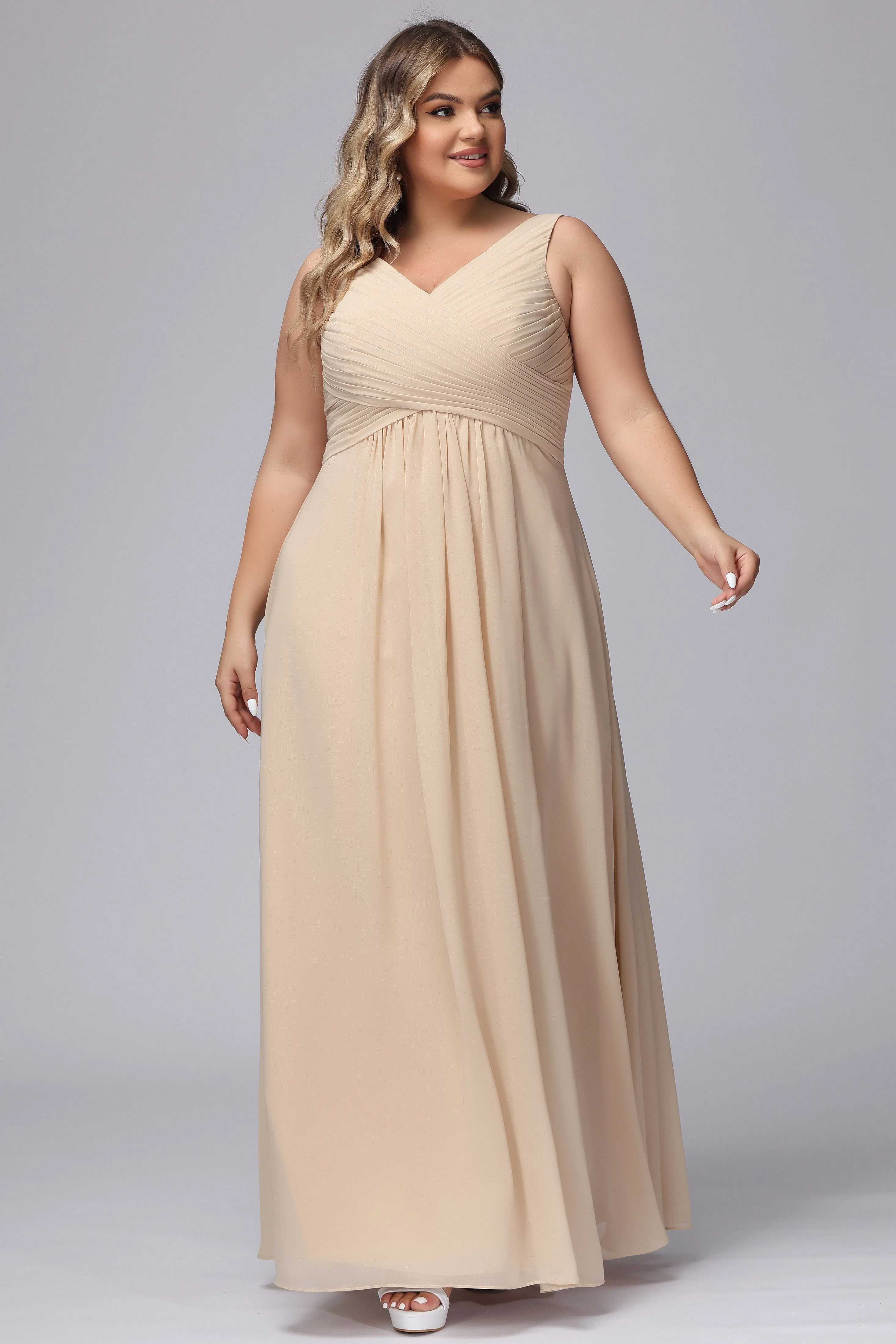 A-line Sleeveless V-back Chiffon Plus Size Bridesmaid Dress
