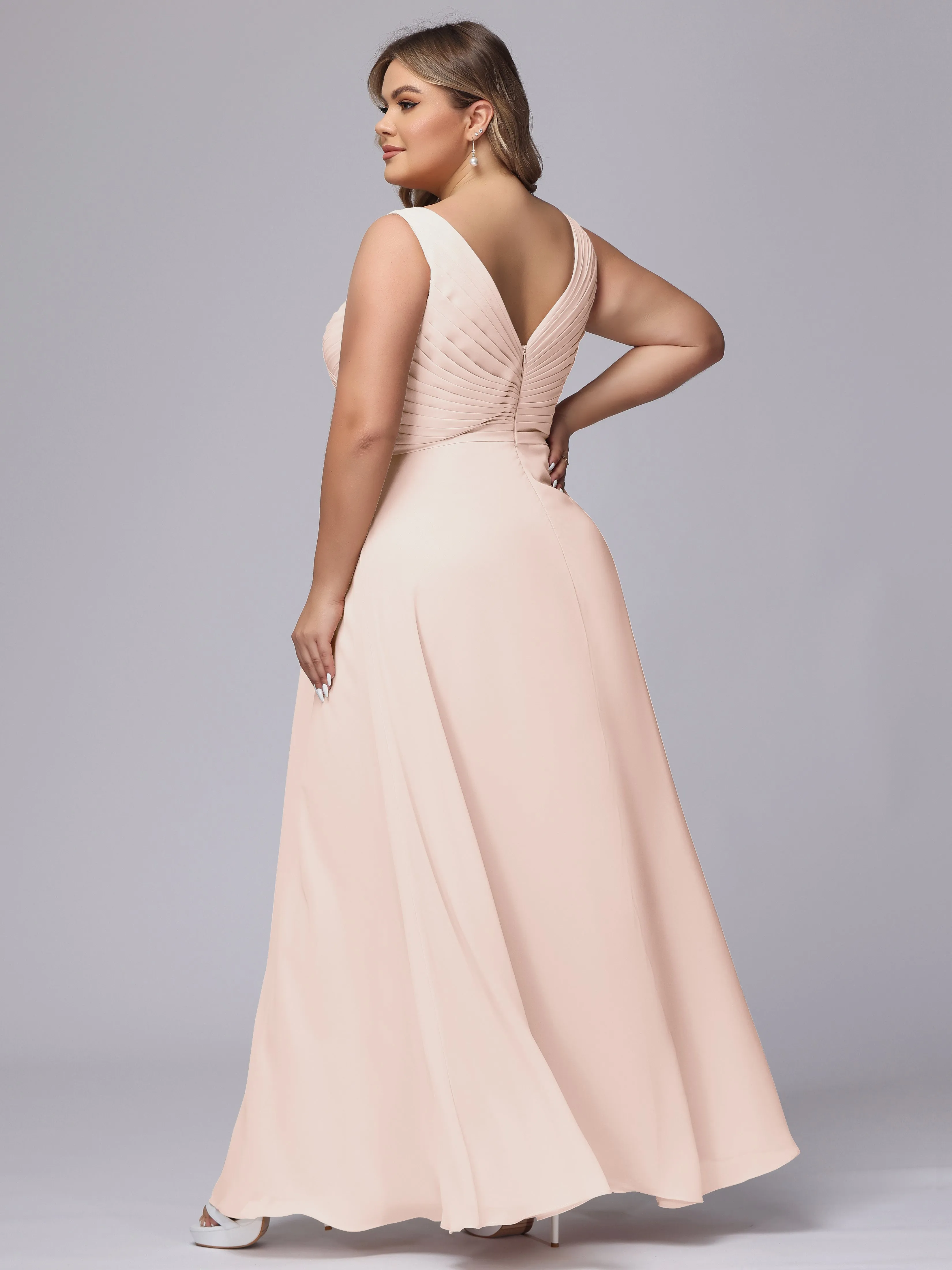 A-line Sleeveless V-back Chiffon Plus Size Bridesmaid Dress