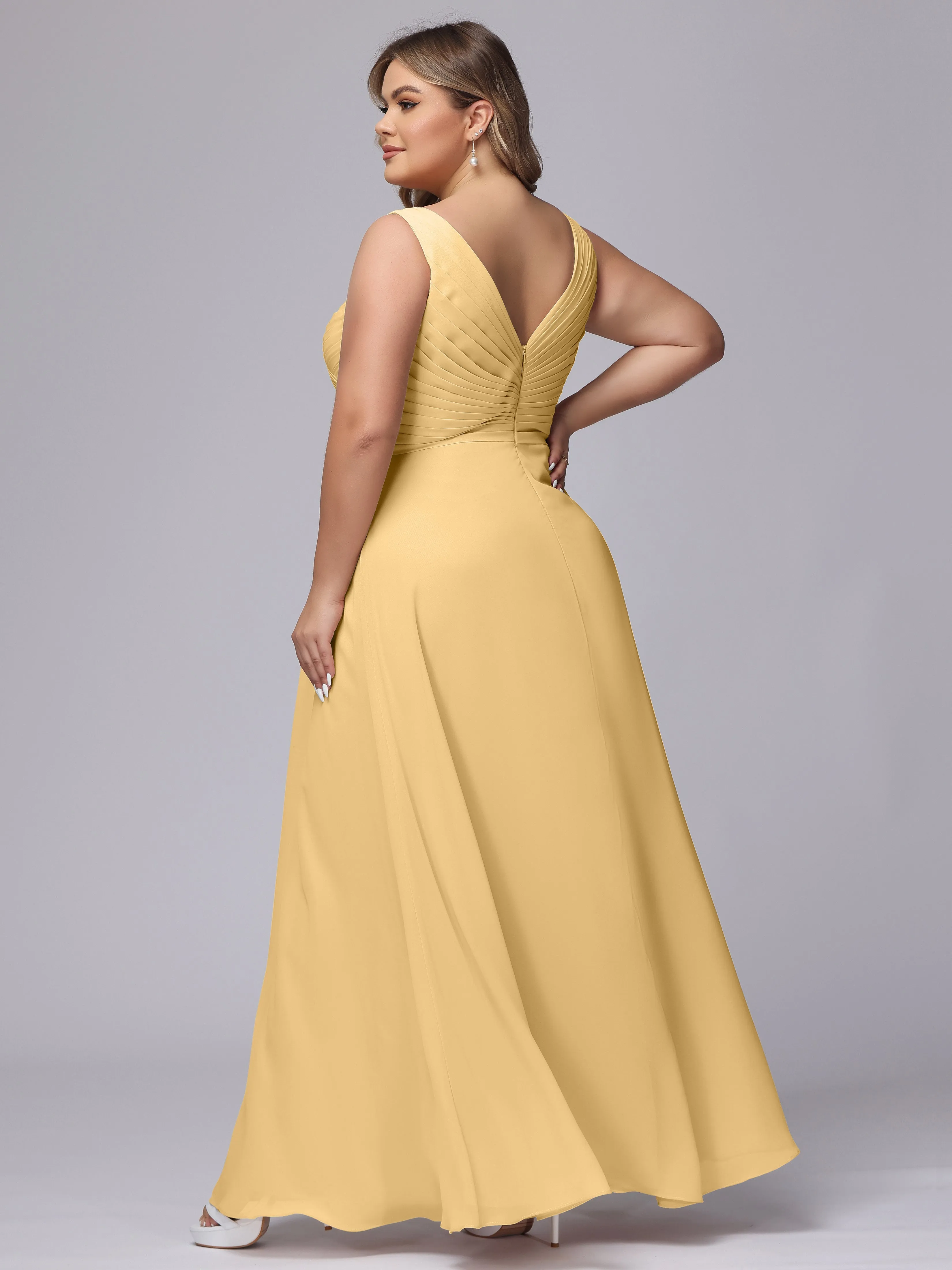 A-line Sleeveless V-back Chiffon Plus Size Bridesmaid Dress