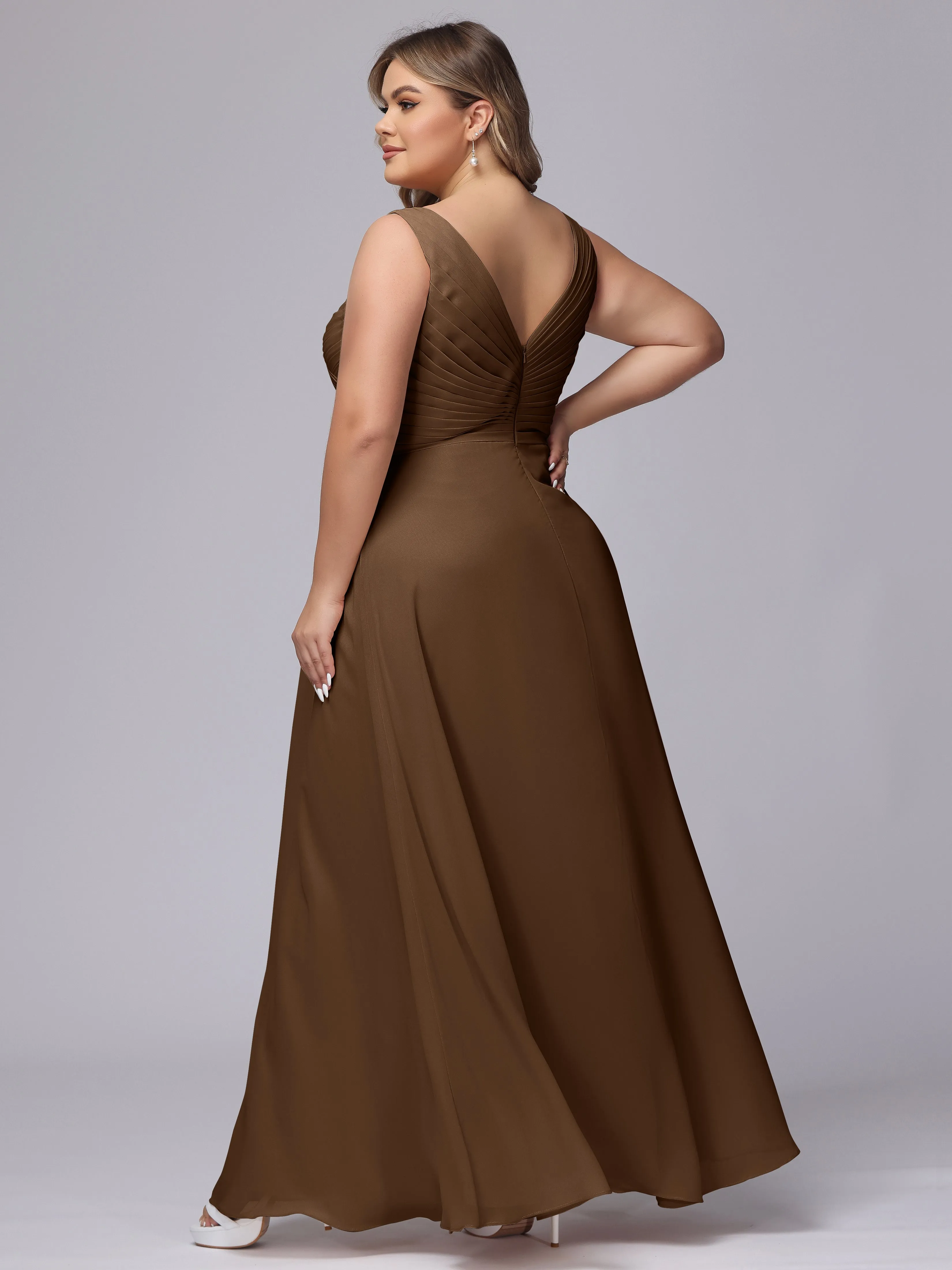 A-line Sleeveless V-back Chiffon Plus Size Bridesmaid Dress