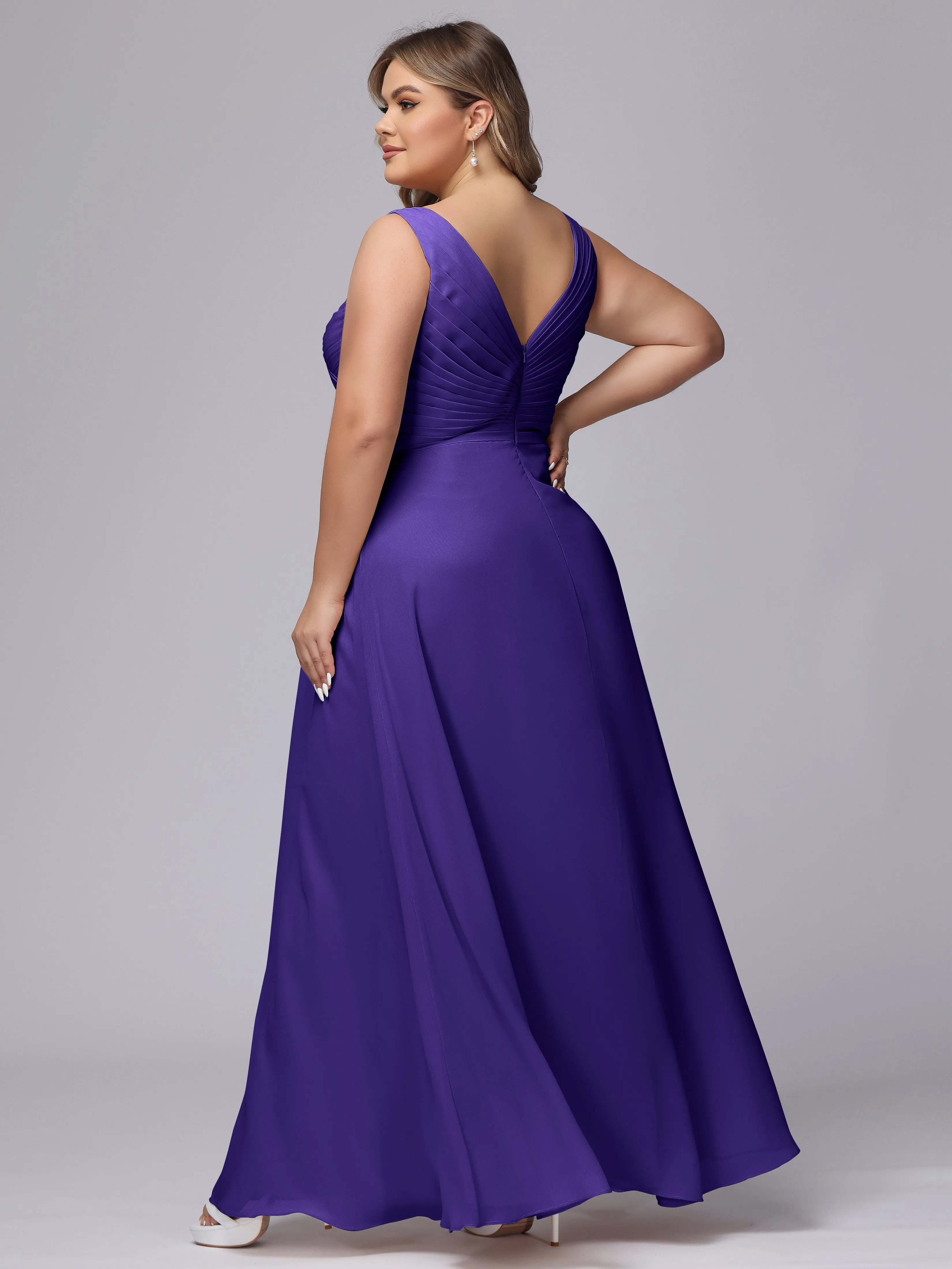 A-line Sleeveless V-back Chiffon Plus Size Bridesmaid Dress
