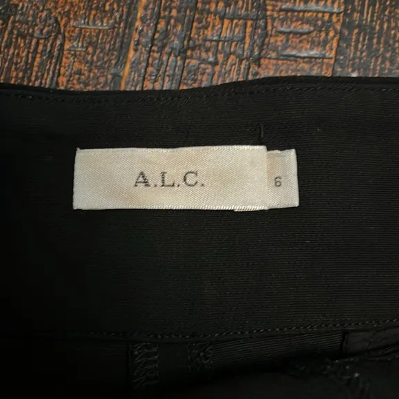 A.L.C. Highwaist Black Shorts Women’s 4