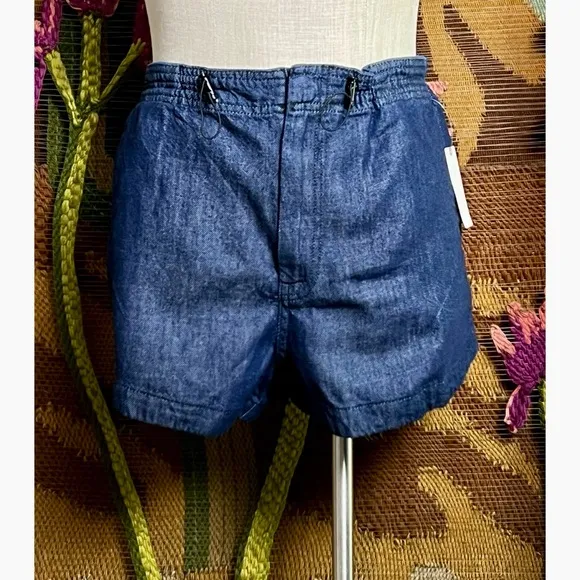 Anthropologie Pilcro Mid-Rise Parachute Shorts L