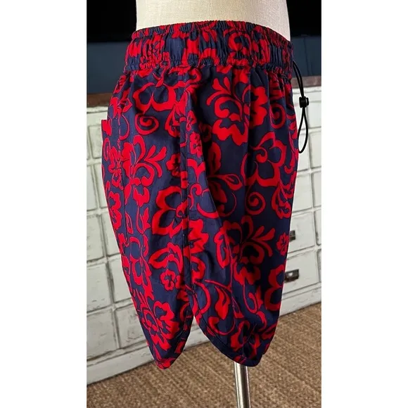 Anthropologie Sundry Aloha Floral Shorts XL