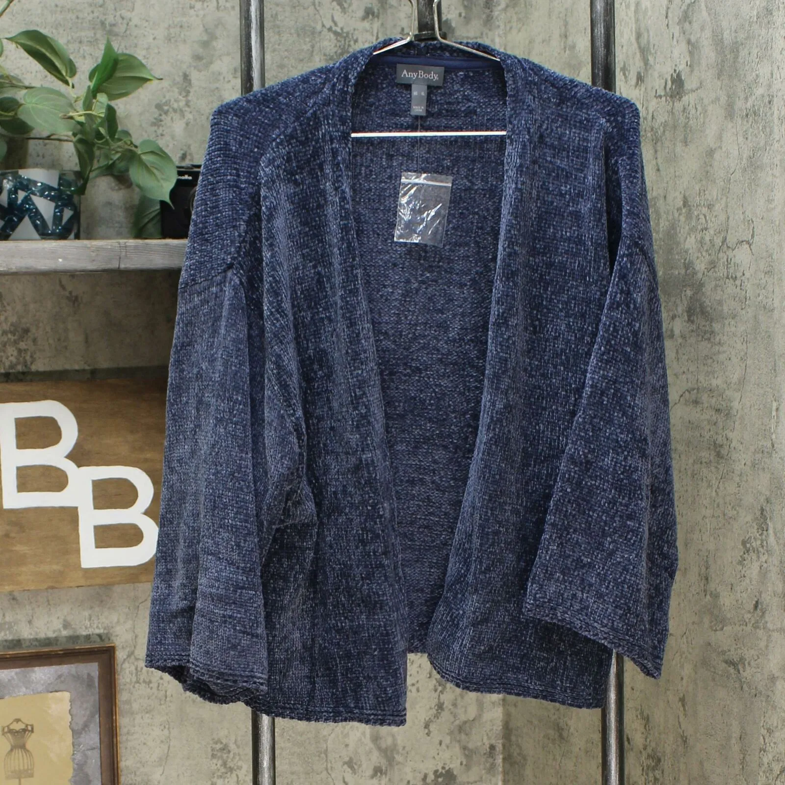 AnyBody Women's Chenille Cropped Cardigan Sweater