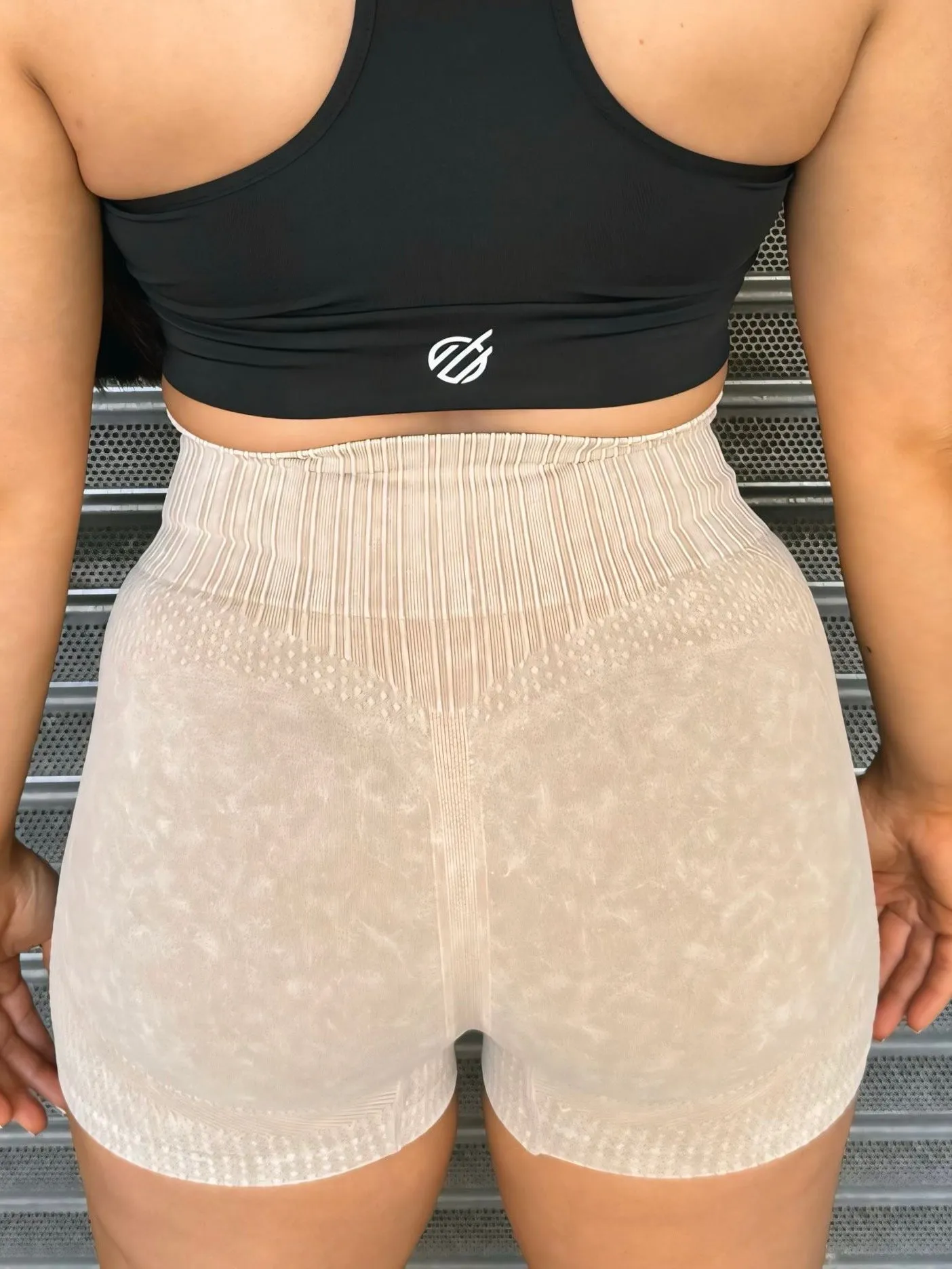 BC RARE TRAINING SHORTS in Beige