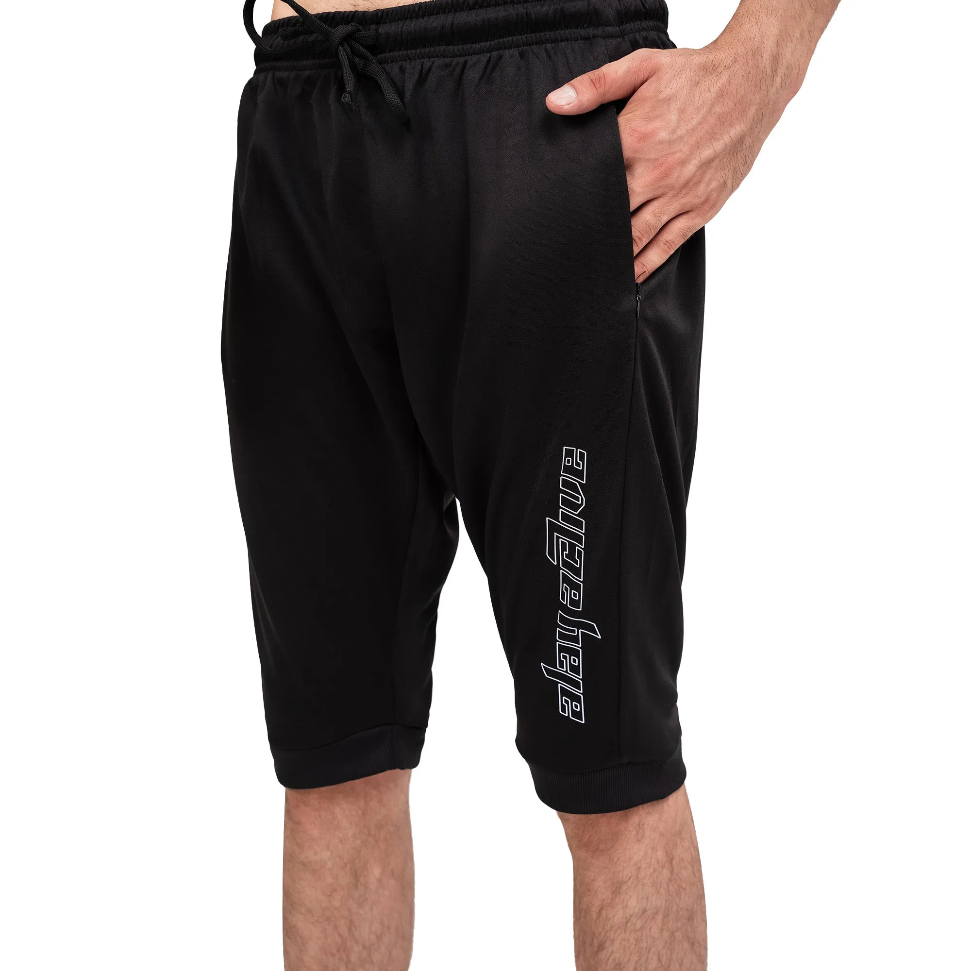 Boost ¾ Shorts - Black