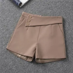 Brivido Shorts