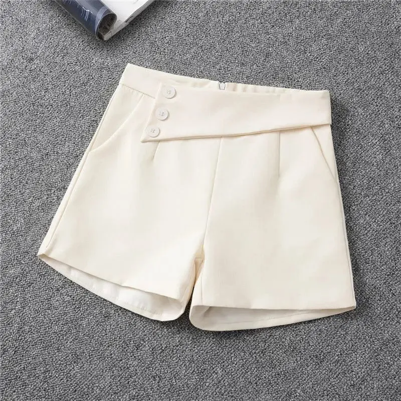 Brivido Shorts