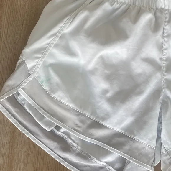 Bundle of 3 Athleta Shorts size xs
