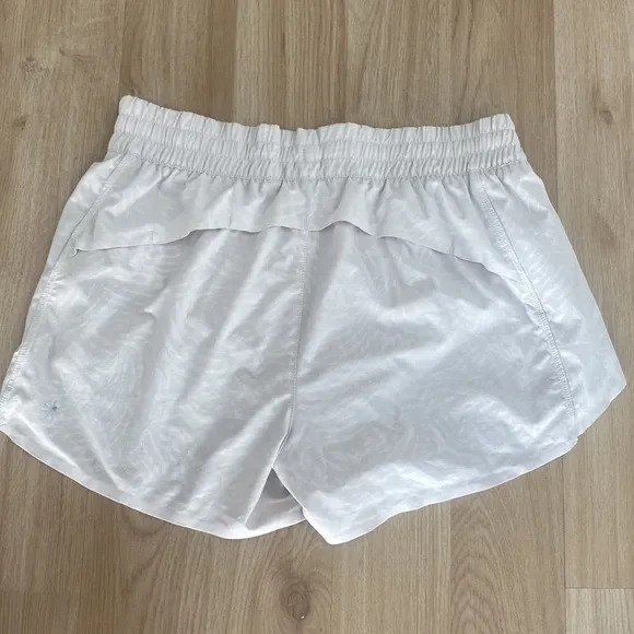 Bundle of 3 Athleta Shorts size xs
