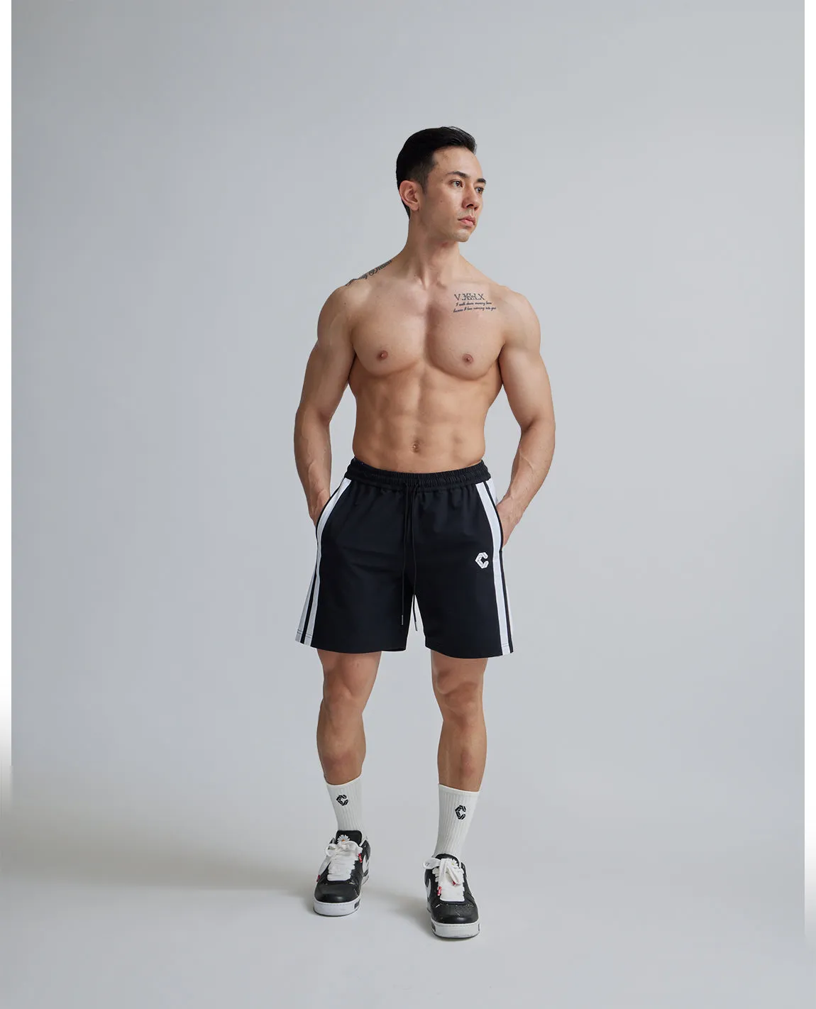 CRONOS 2LINE NYLON STRETCH SHORTS【BLACK×WHITE】