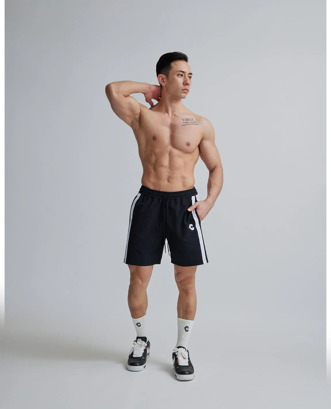 CRONOS 2LINE NYLON STRETCH SHORTS【BLACK×WHITE】