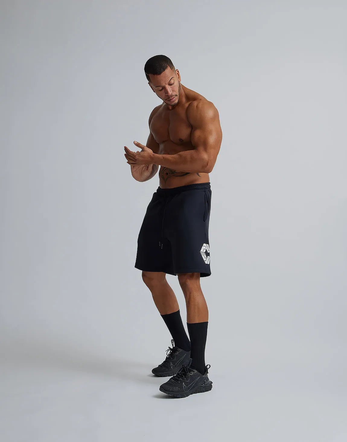 CRONOS STRETCH SHORTS【BLACK】