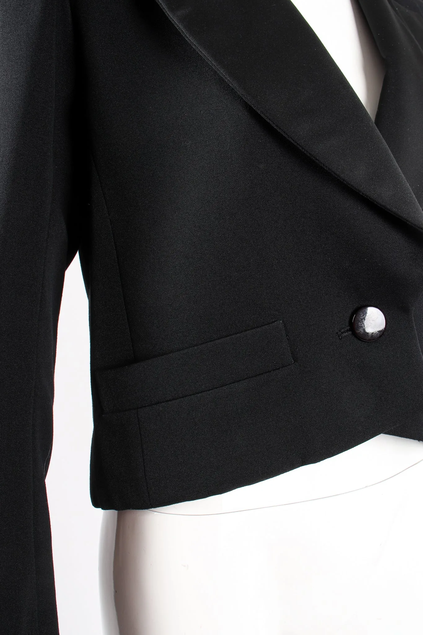Cropped Tuxedo Jacket