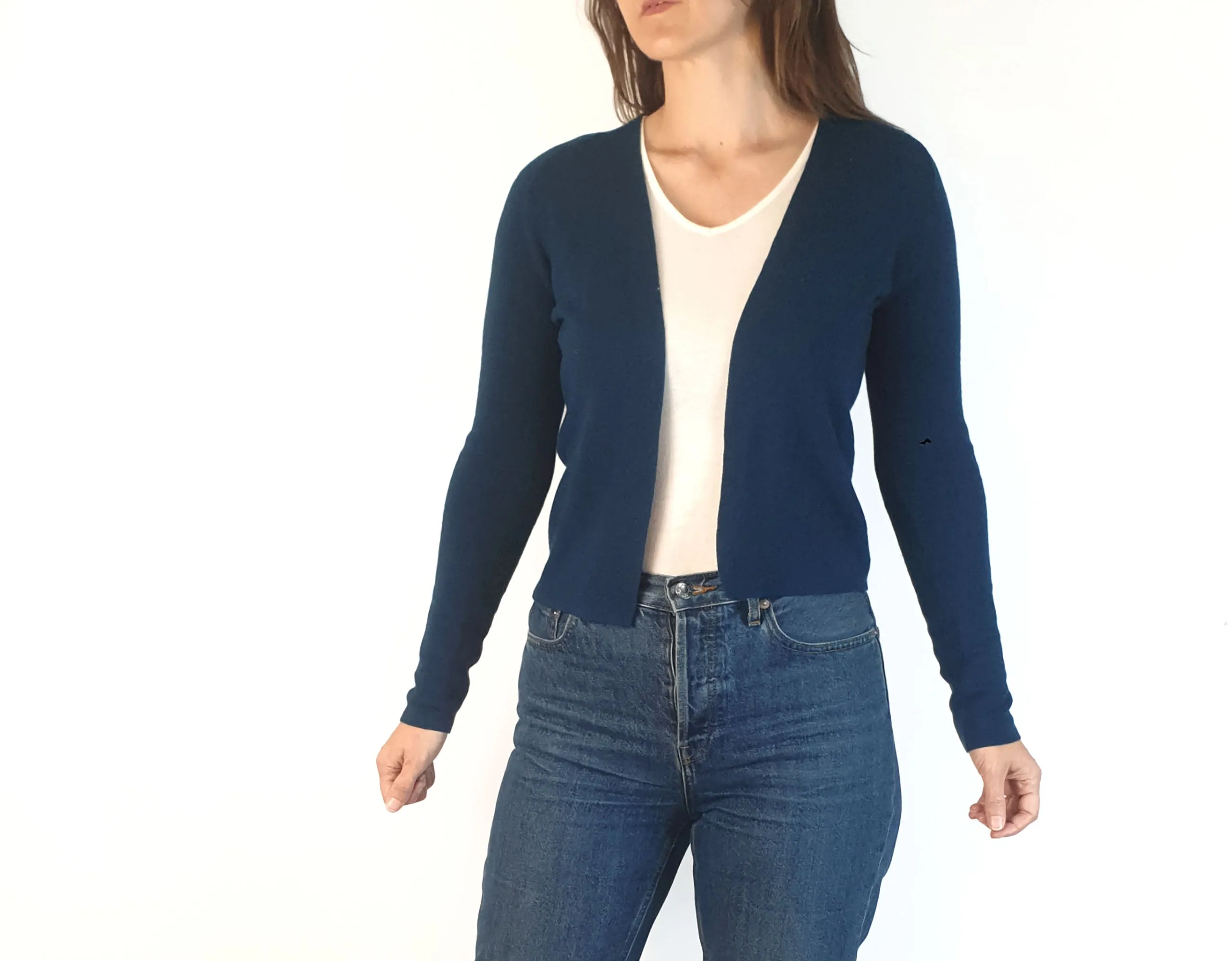 Elk teal blue 100% merino wool cropped open style cardigan size XS, fits 6 and 8