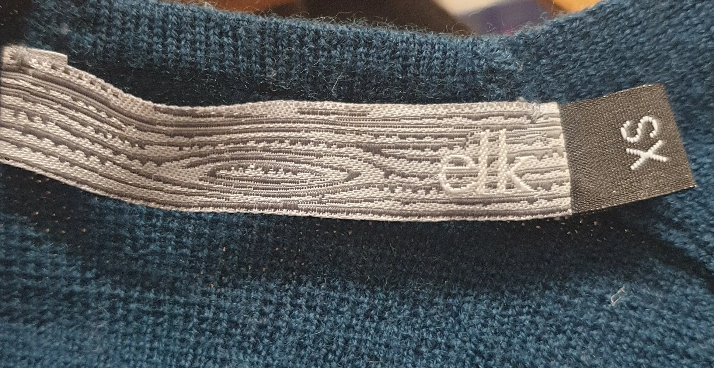 Elk teal blue 100% merino wool cropped open style cardigan size XS, fits 6 and 8