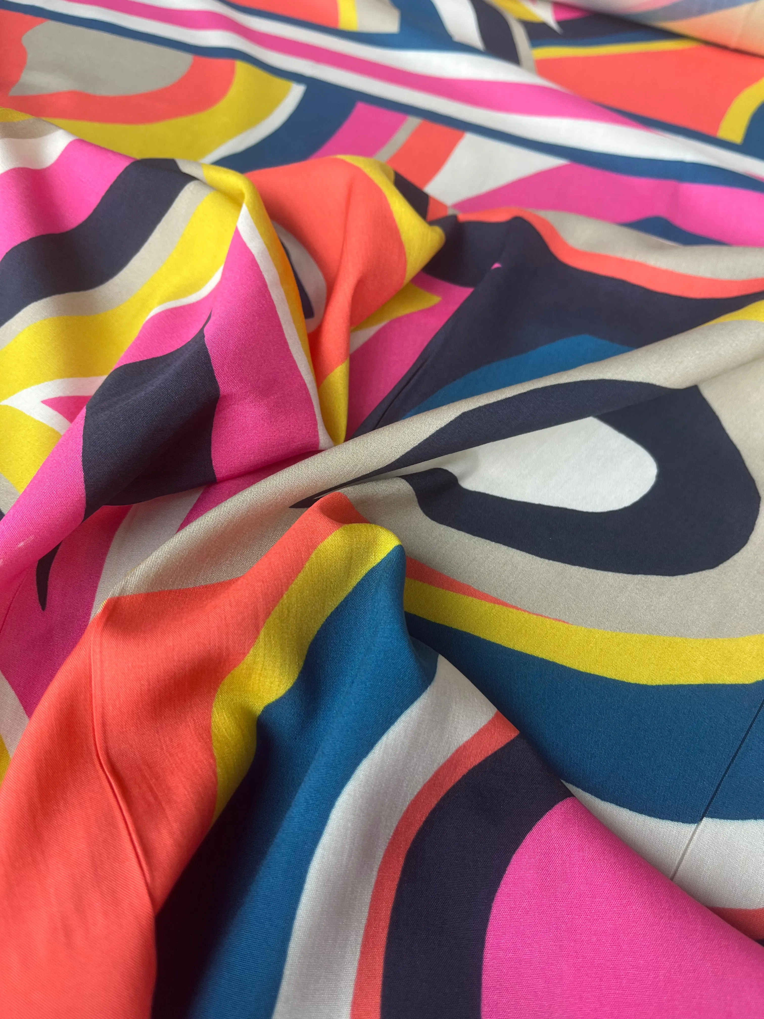 Fatima 015 viscose fibrane with Pucci style print