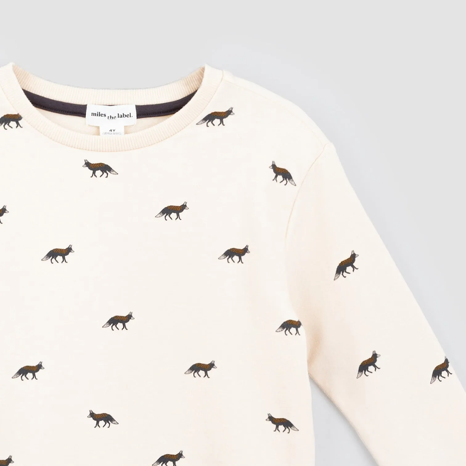 Fox Print on Crème Sweatshirt