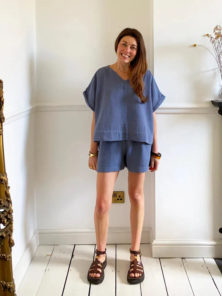 gilma organic cotton shorts in pewter