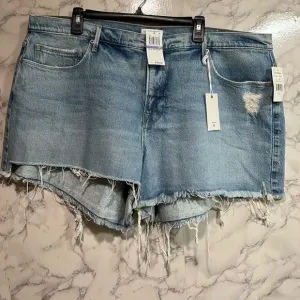 Good American Good 90's Shorts Size 18