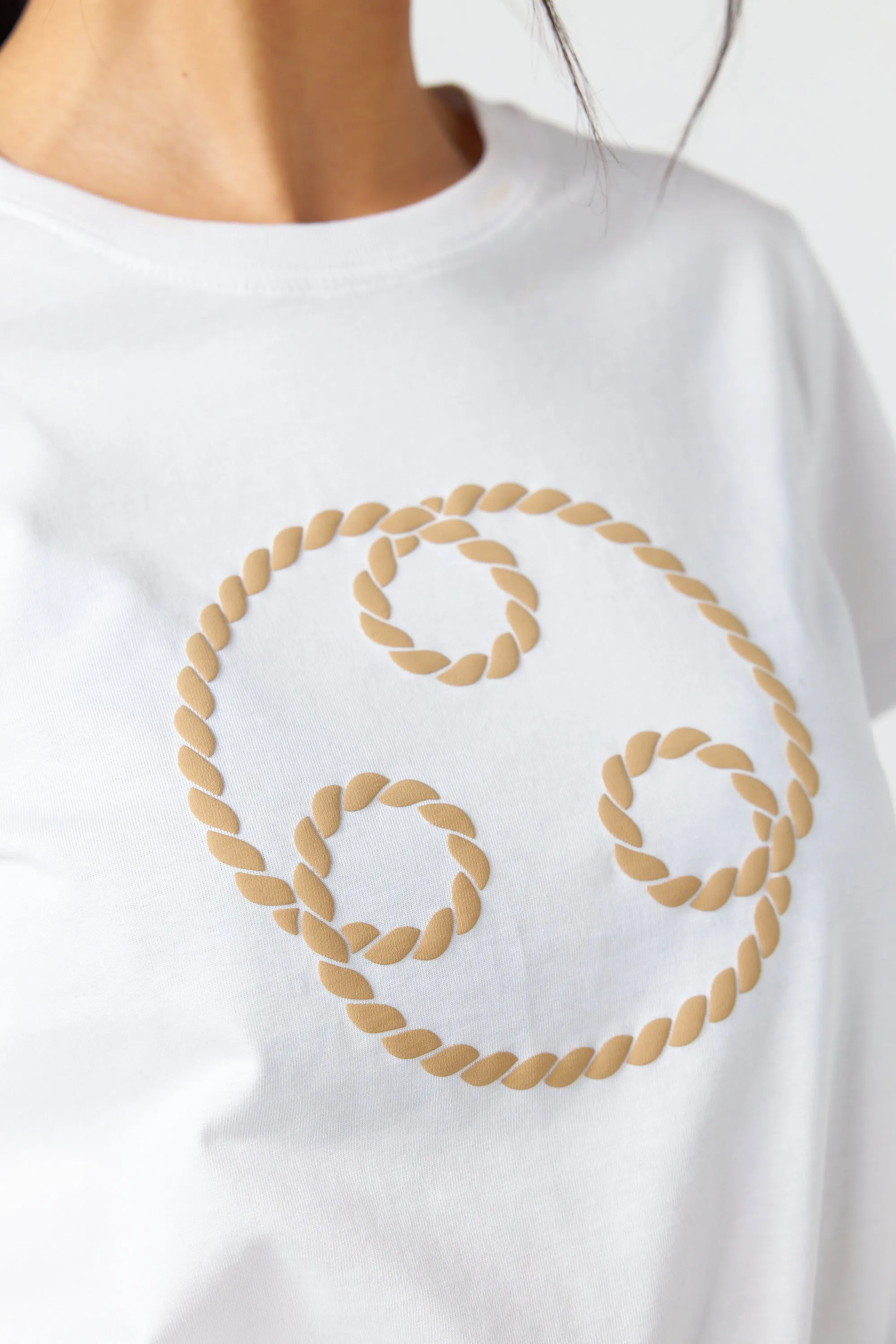 Huddle t-shirt