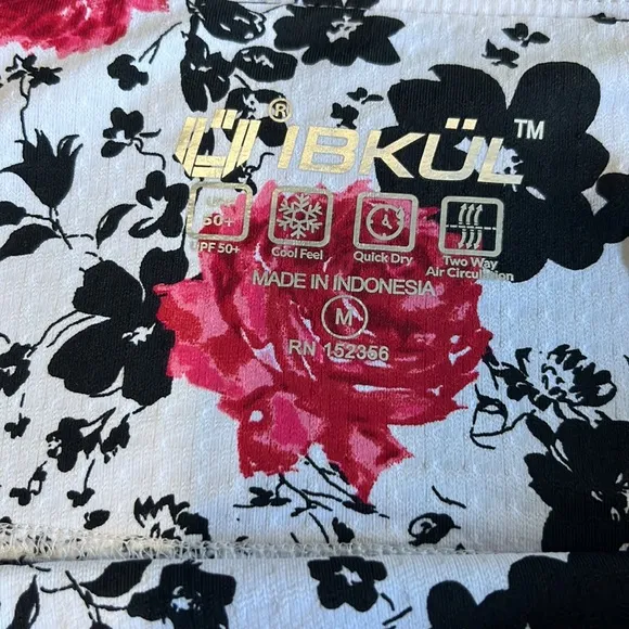 Ibkul Linited Edition 14in Swing Skort Xenia Red and Black Floral