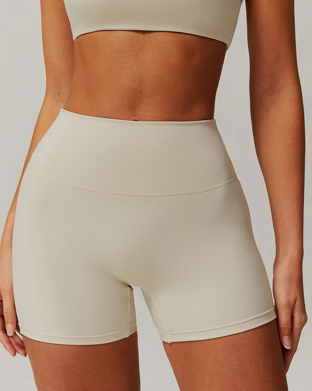 ISABELLE DYNAMIC STRETCH ACTIVE SHORTS