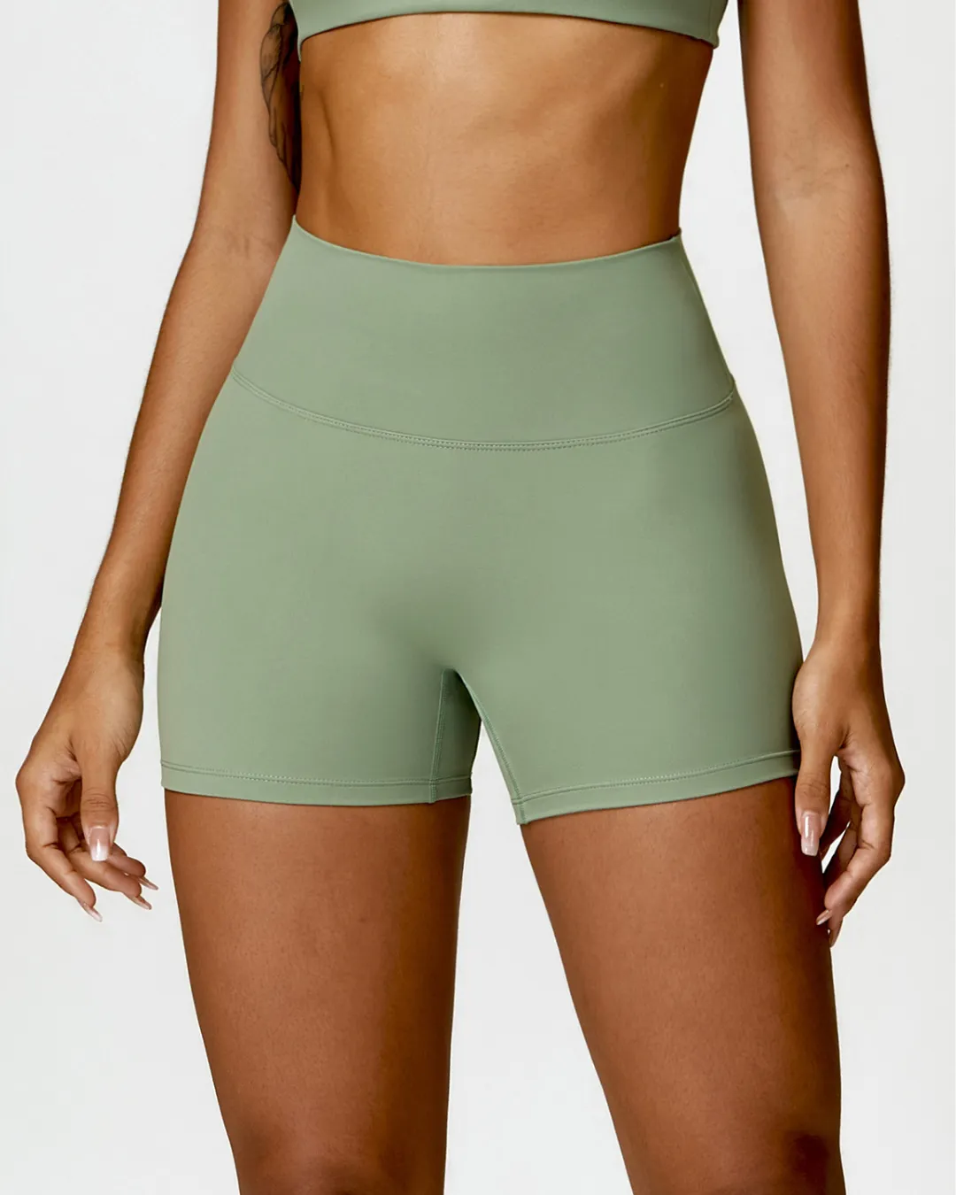 ISABELLE DYNAMIC STRETCH ACTIVE SHORTS