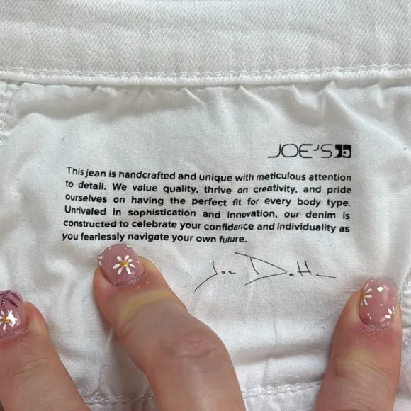 JOE'S JEANS™️ Size 32 'THE OZZIE' 4&quot; White Cutoff Stretch Denim Shorts